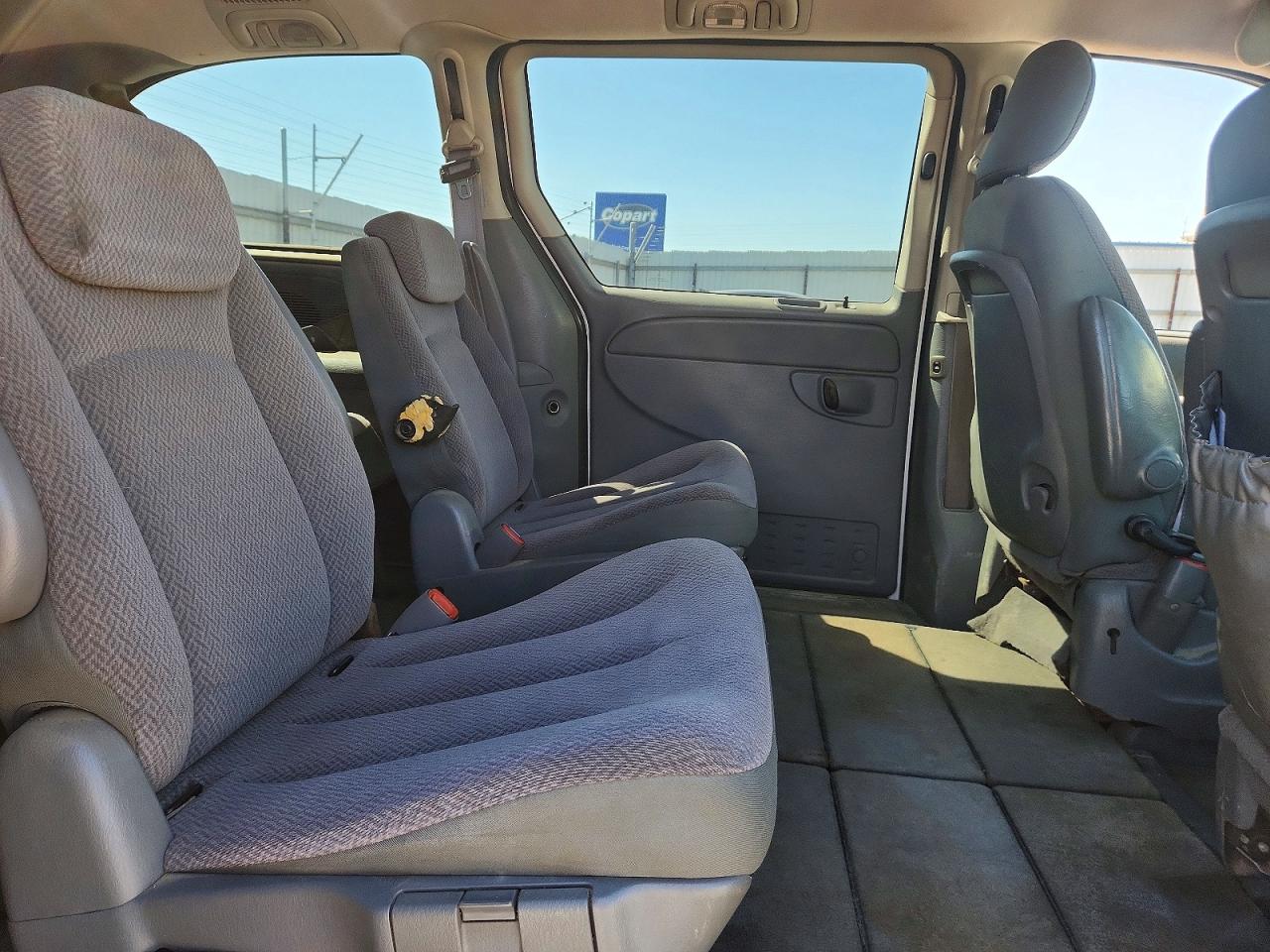 Dodge Caravan Sxt