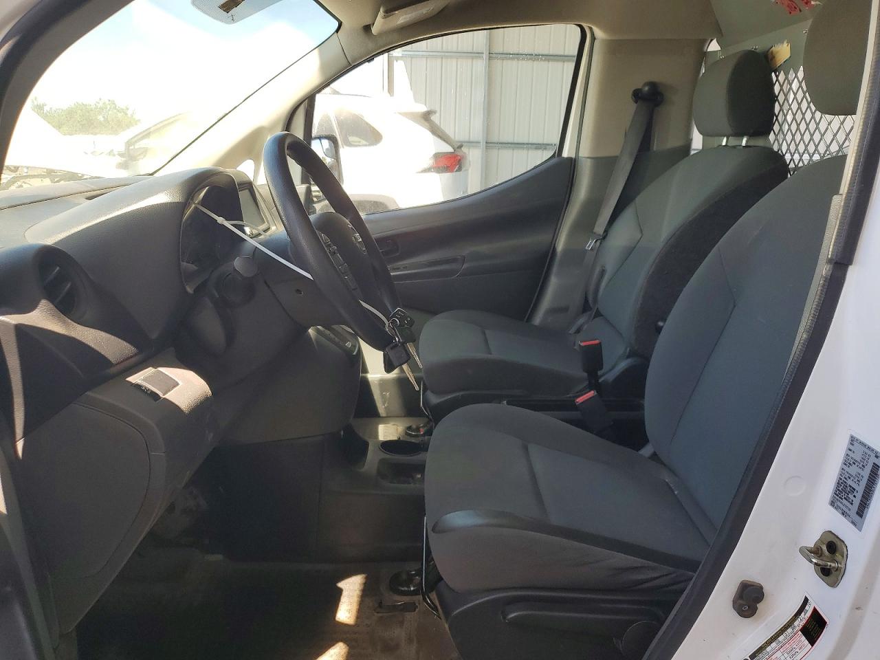 Nissan Nv S