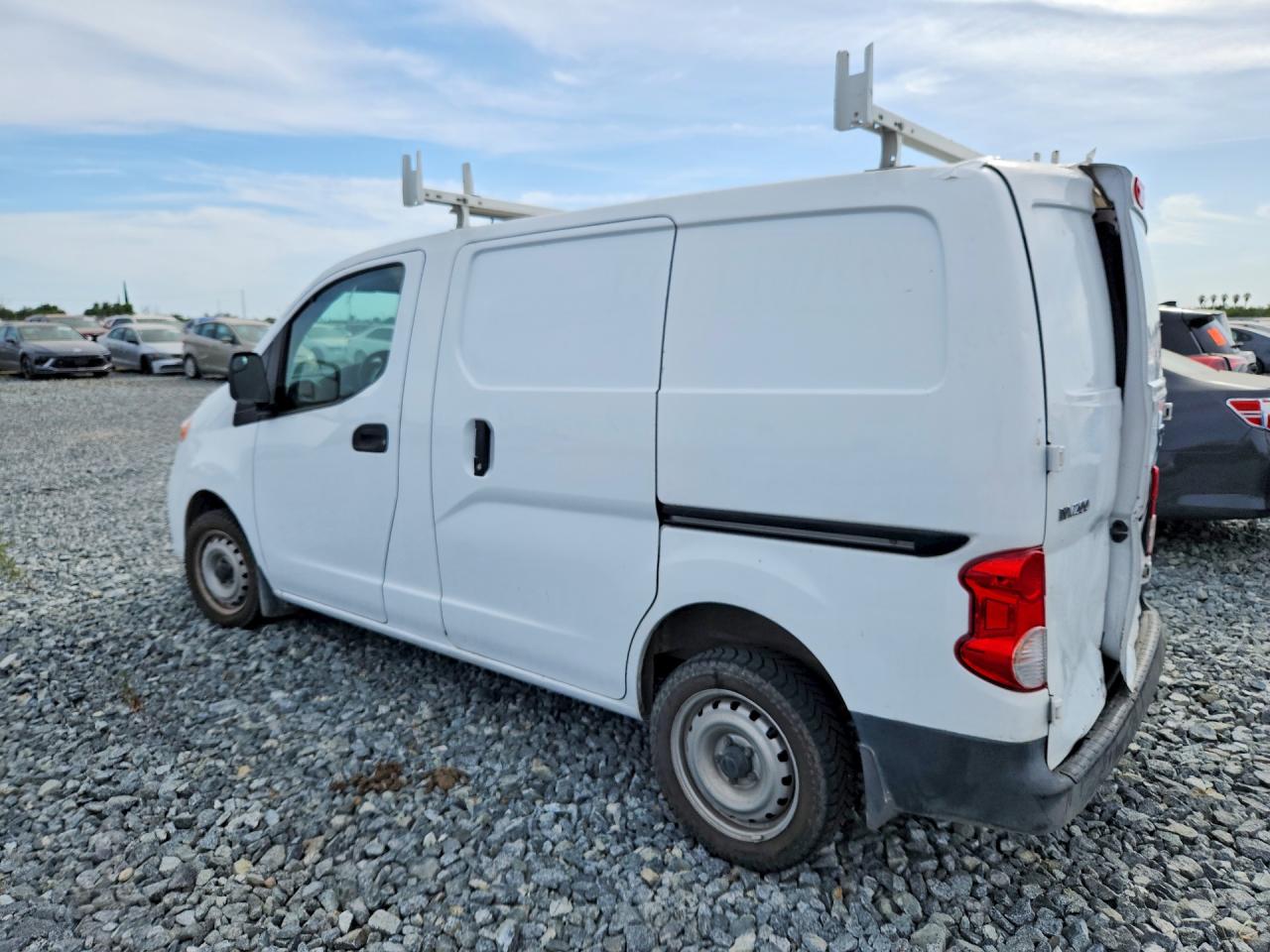 Nissan Nv S