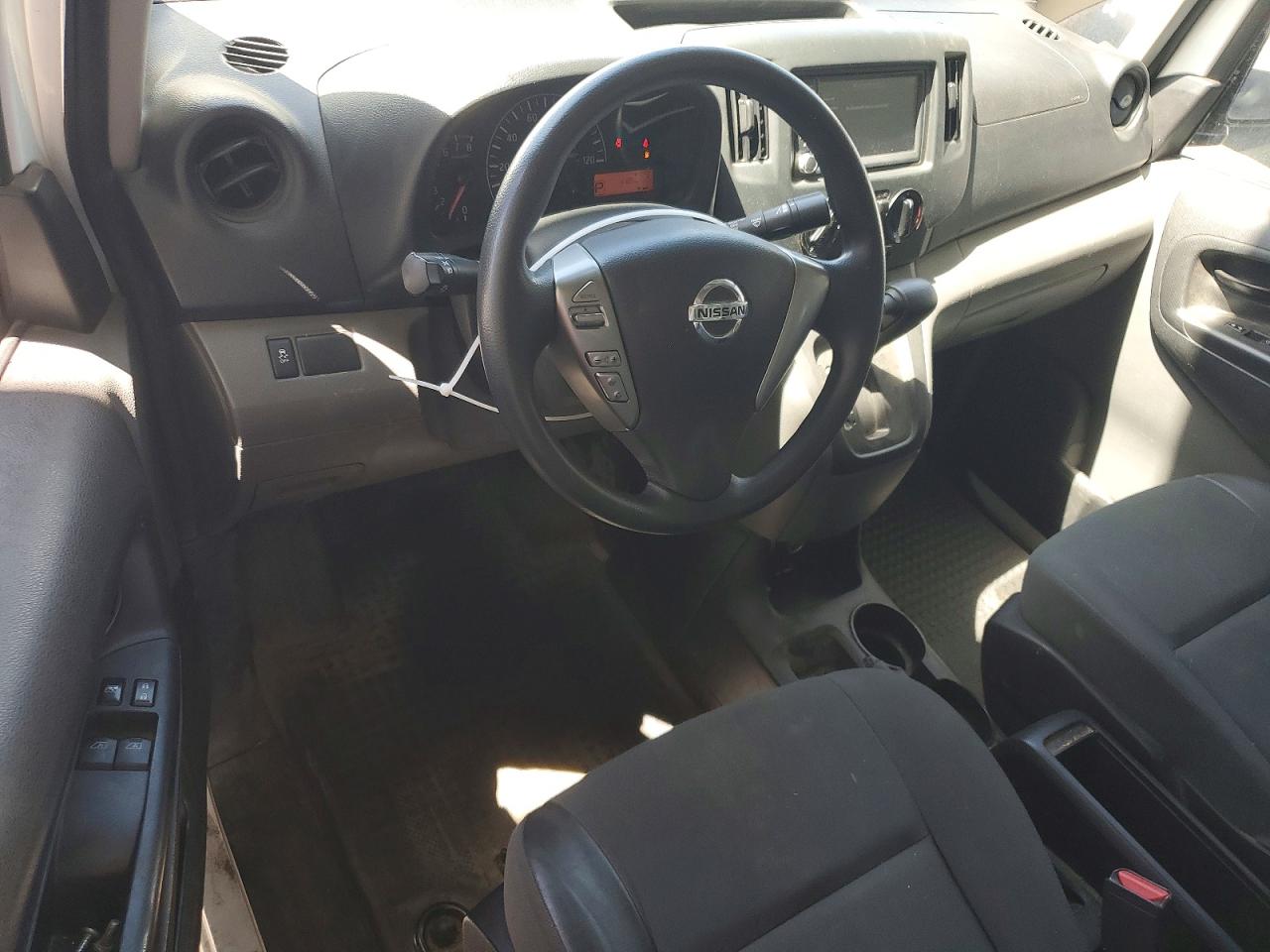 Nissan Nv S