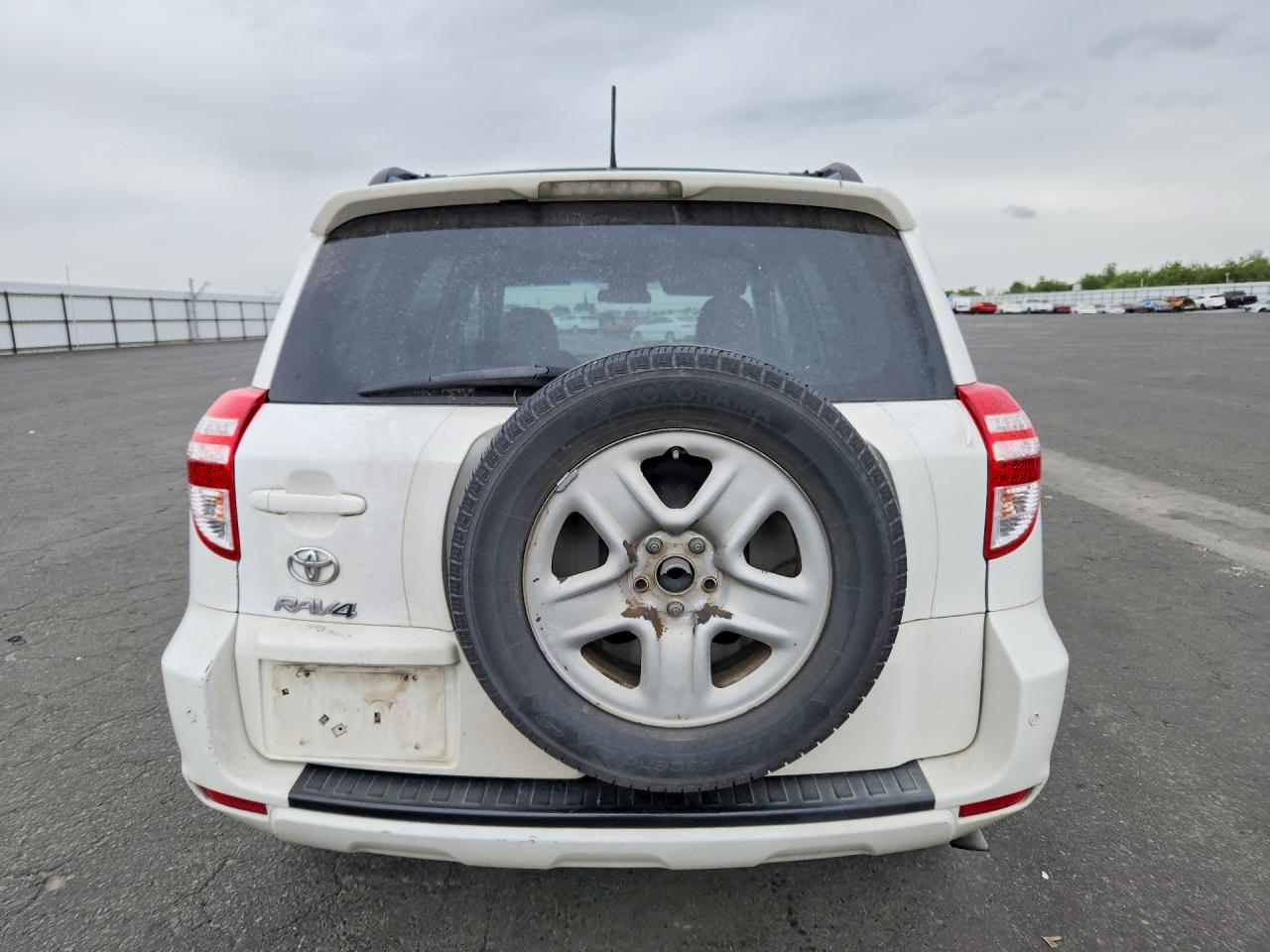 Toyota RAV4 Base