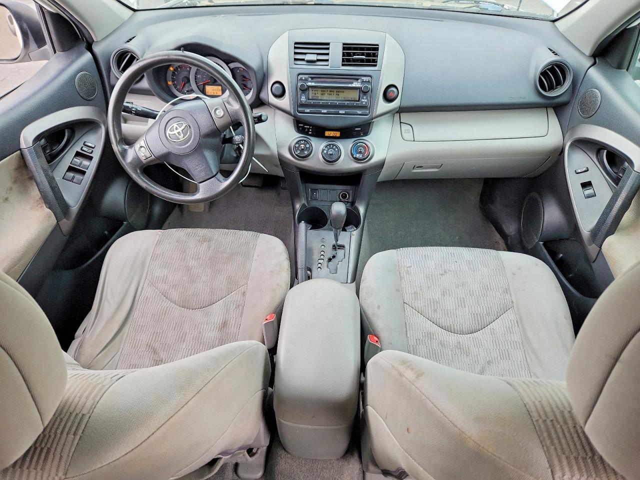 Toyota RAV4 Base