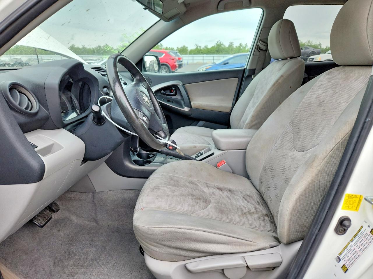 Toyota RAV4 Base