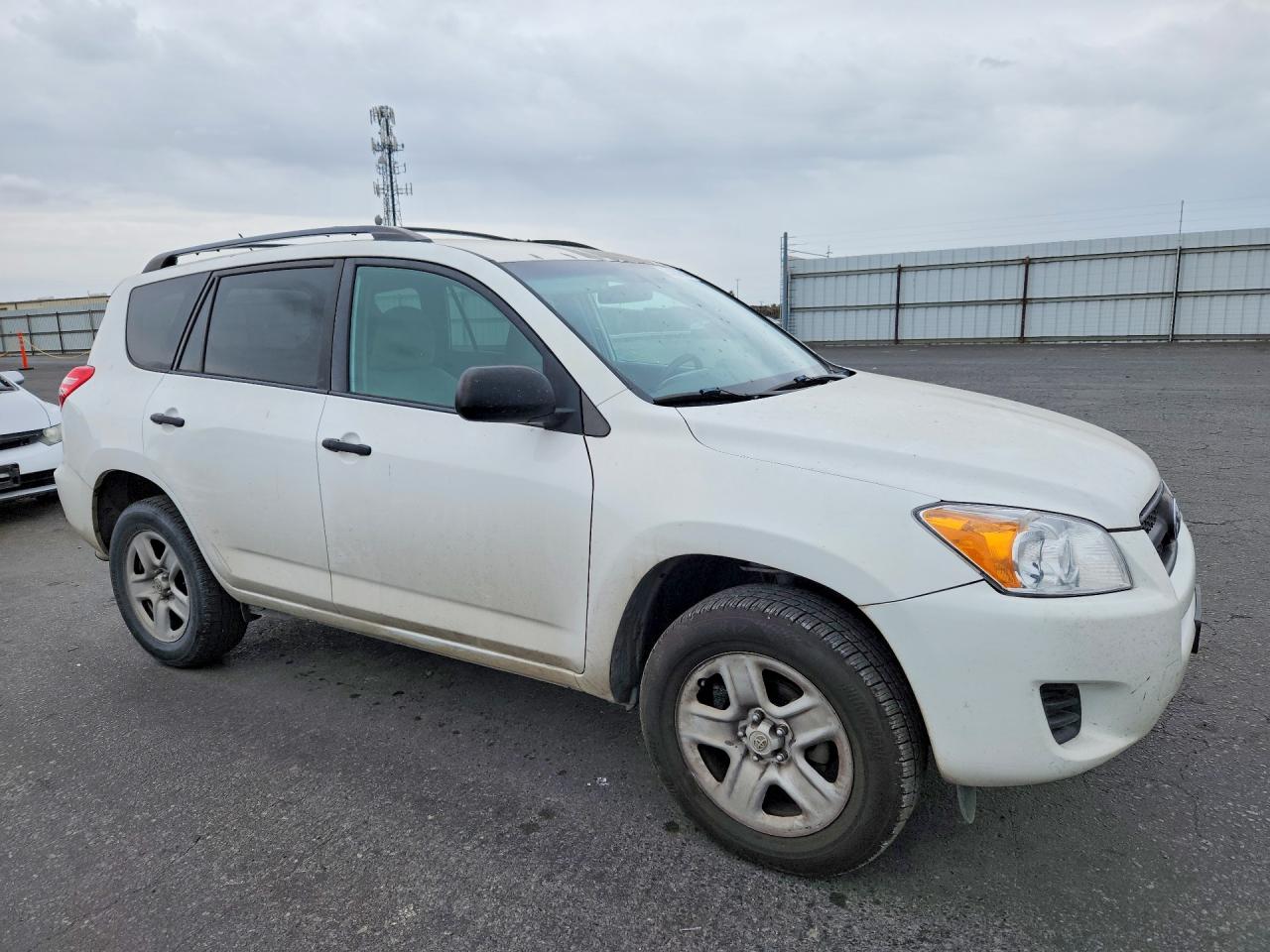 Toyota RAV4 Base