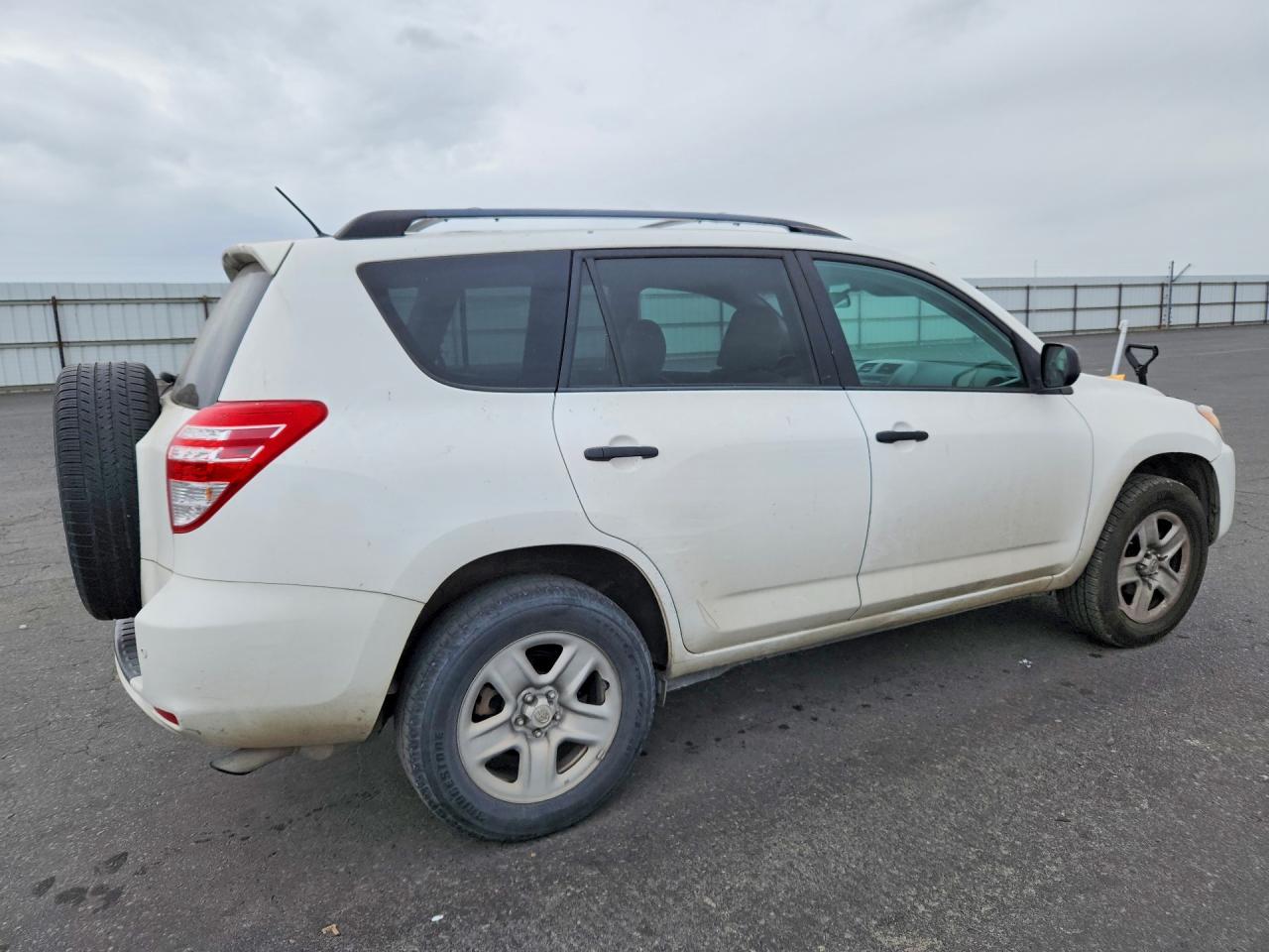 Toyota RAV4 Base