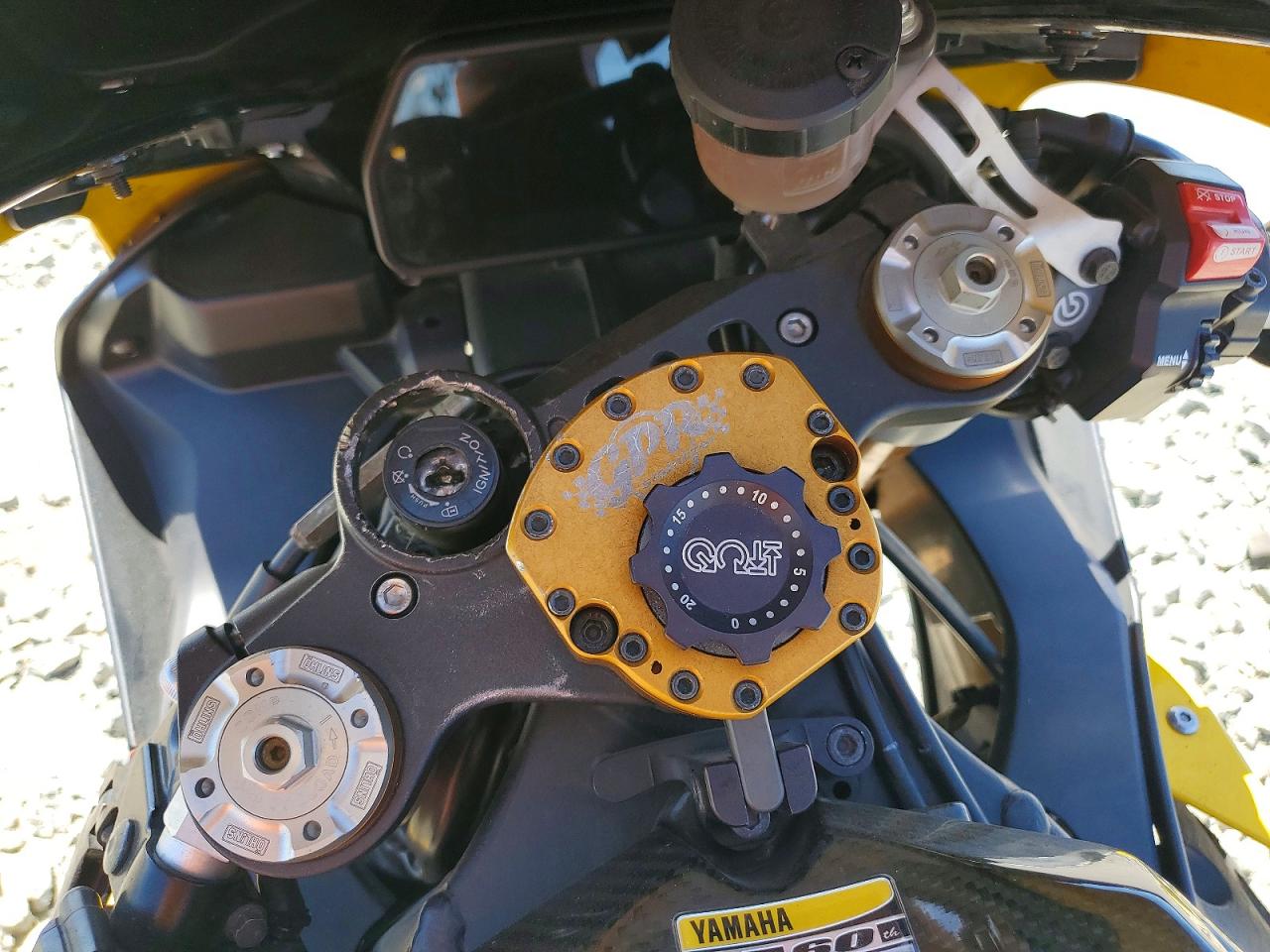 Yamaha Yzf1000 C