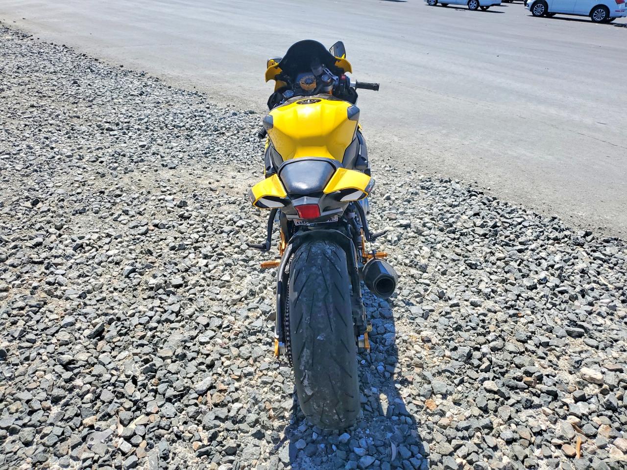 Yamaha Yzf1000 C