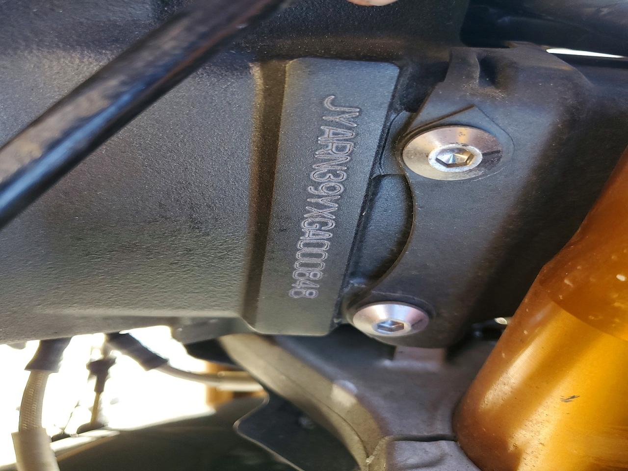 Yamaha Yzf1000 C