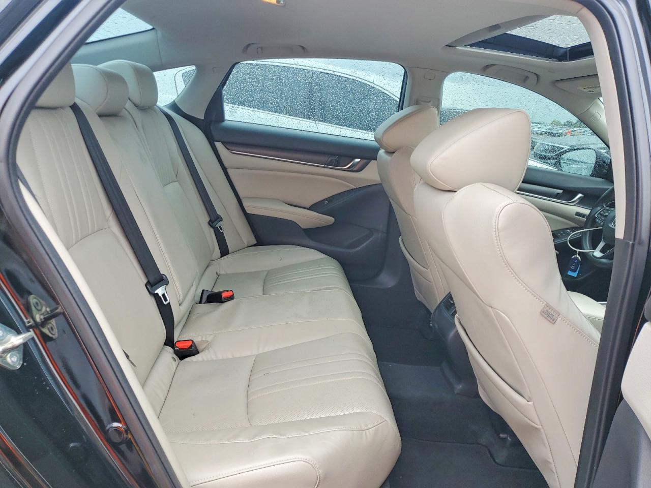 Honda Accord Touring Hybrid