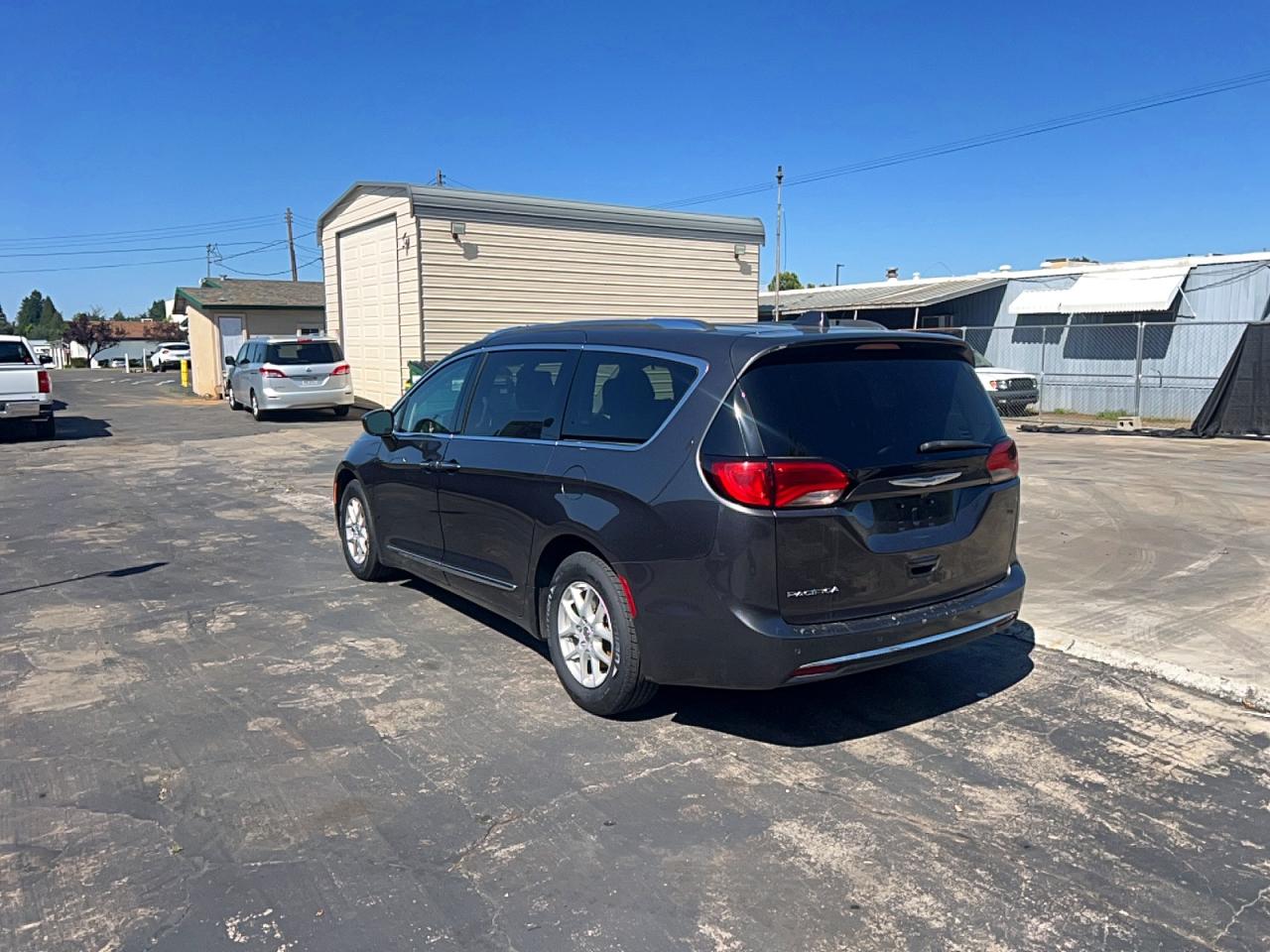 Chrysler Pacifica Touring L