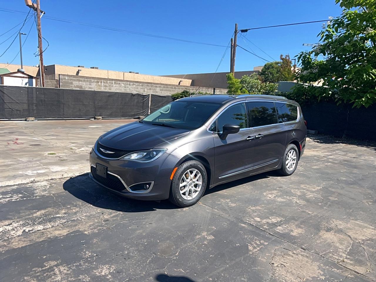 Chrysler Pacifica Touring L