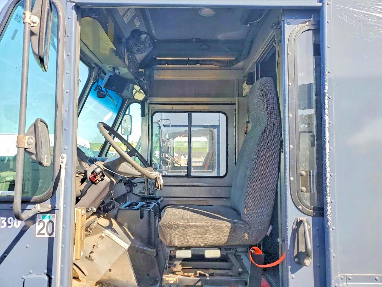 Freightliner Mt45 Chassis