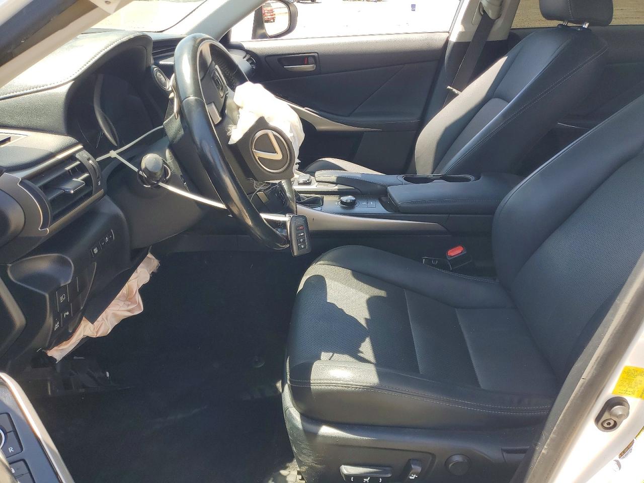 Lexus Is 200t