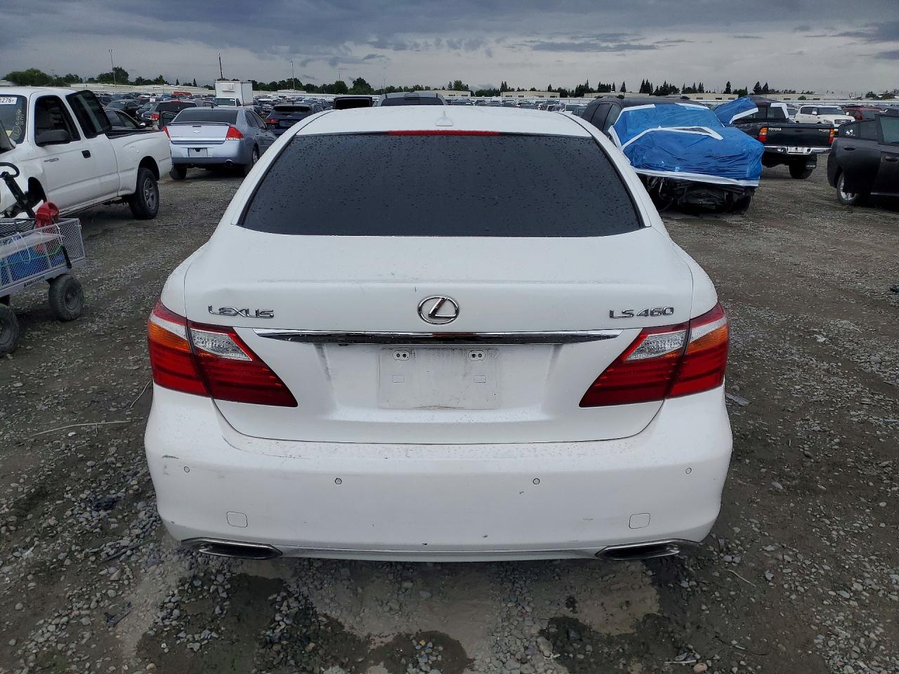 Lexus LS 460