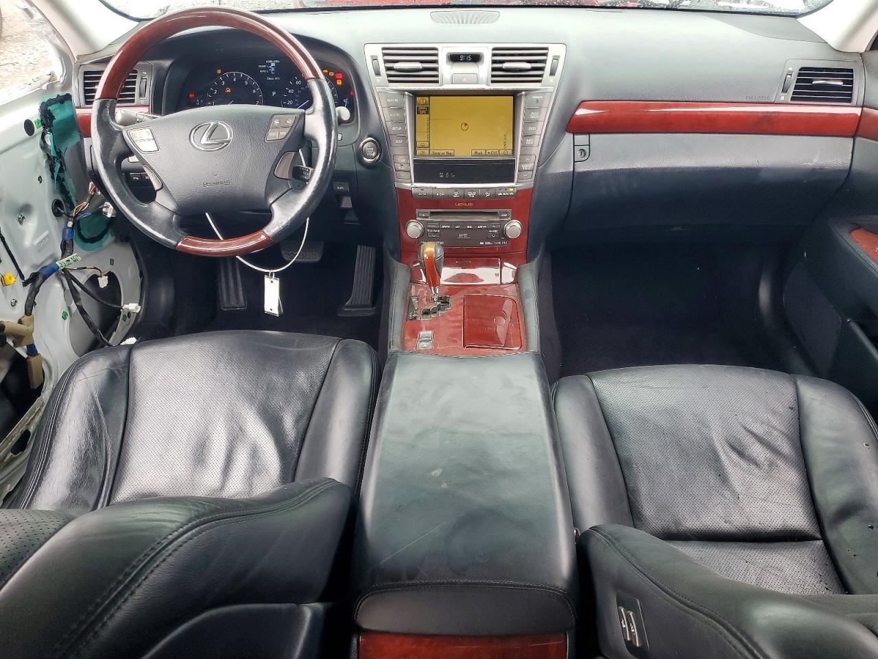 Lexus LS 460