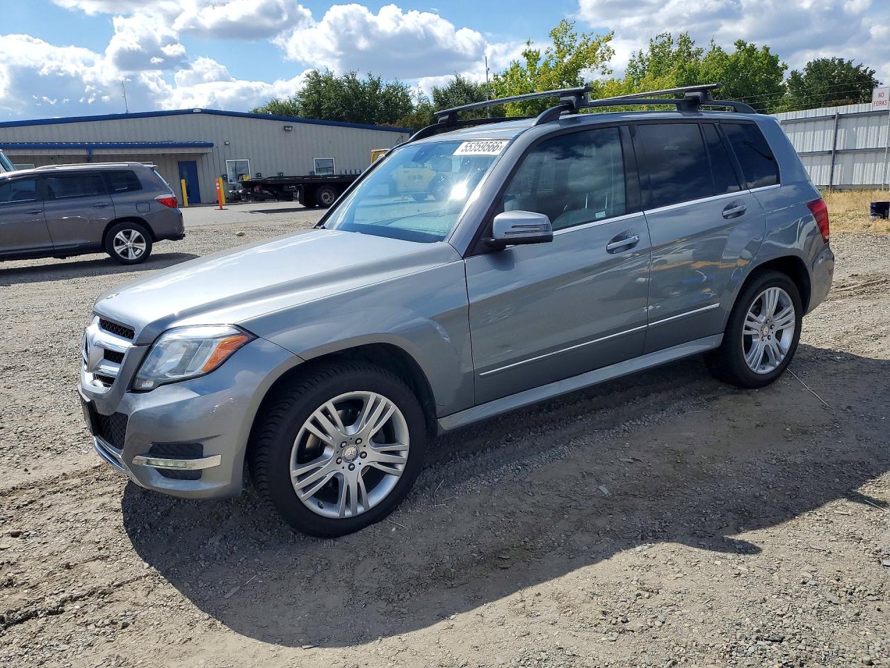 Salvage Mercedes-Benz GLK Image
