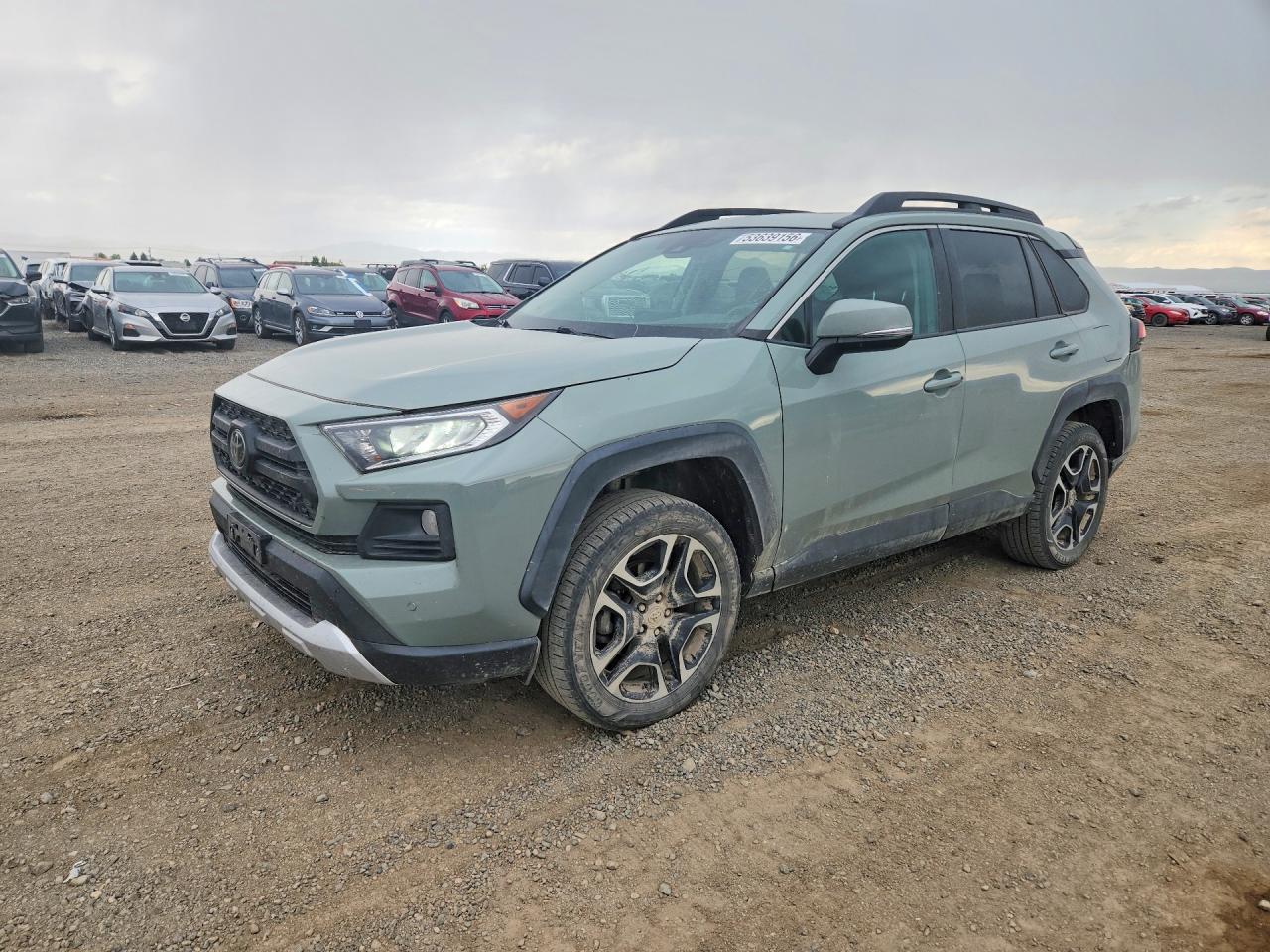Salvage Toyota RAV4 Image