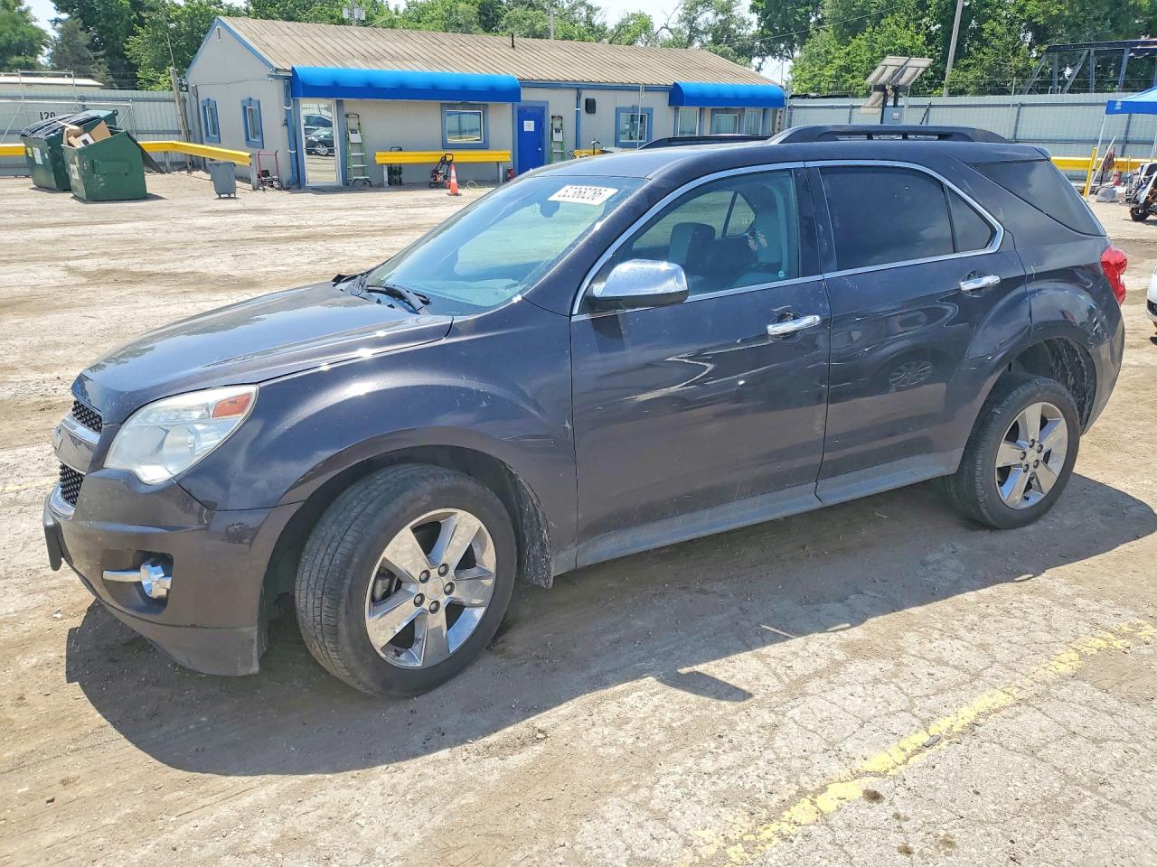 Salvage Chevrolet Equinox Image