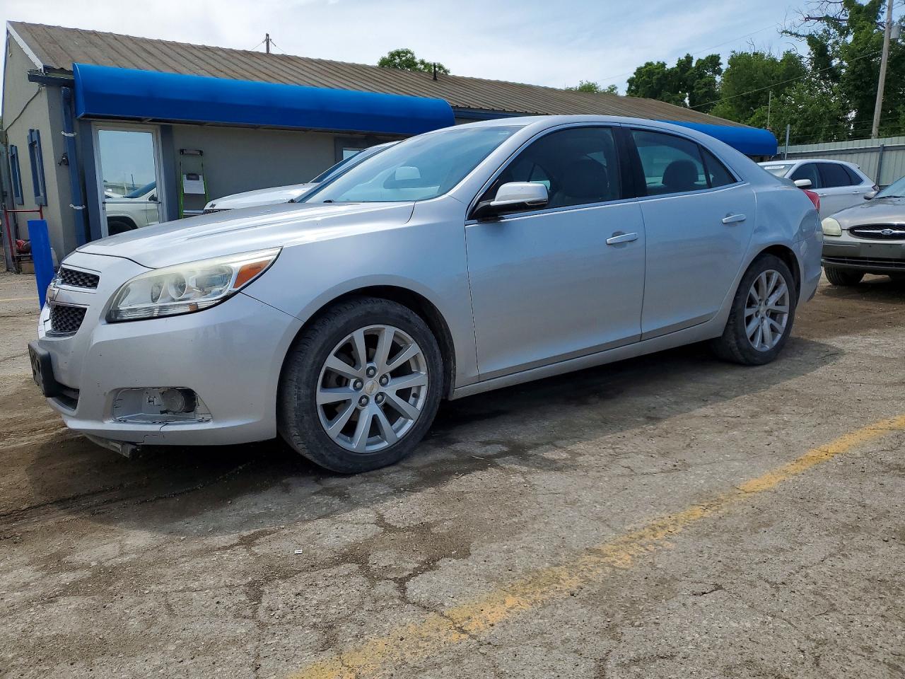 Salvage Chevrolet Malibu Image