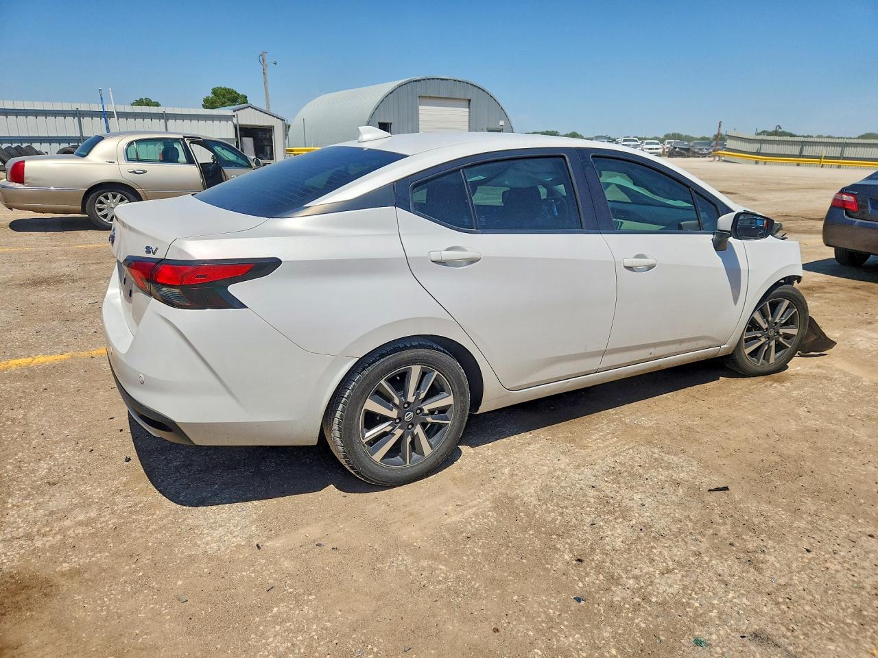 Nissan Versa Sv