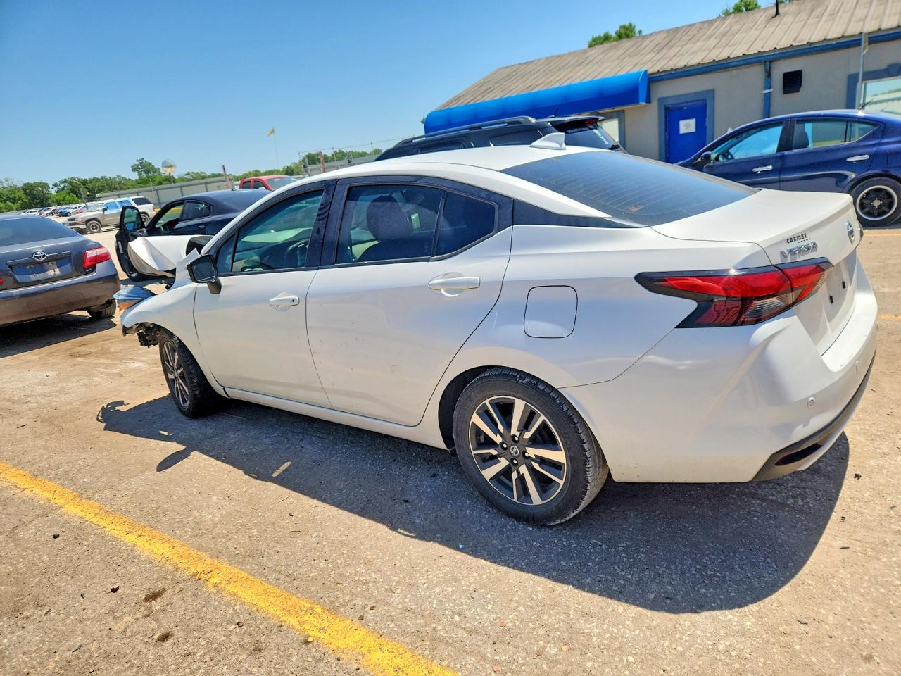 Nissan Versa Sv
