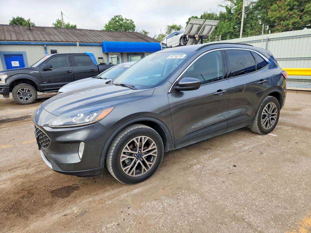 Salvage Ford Escape Image