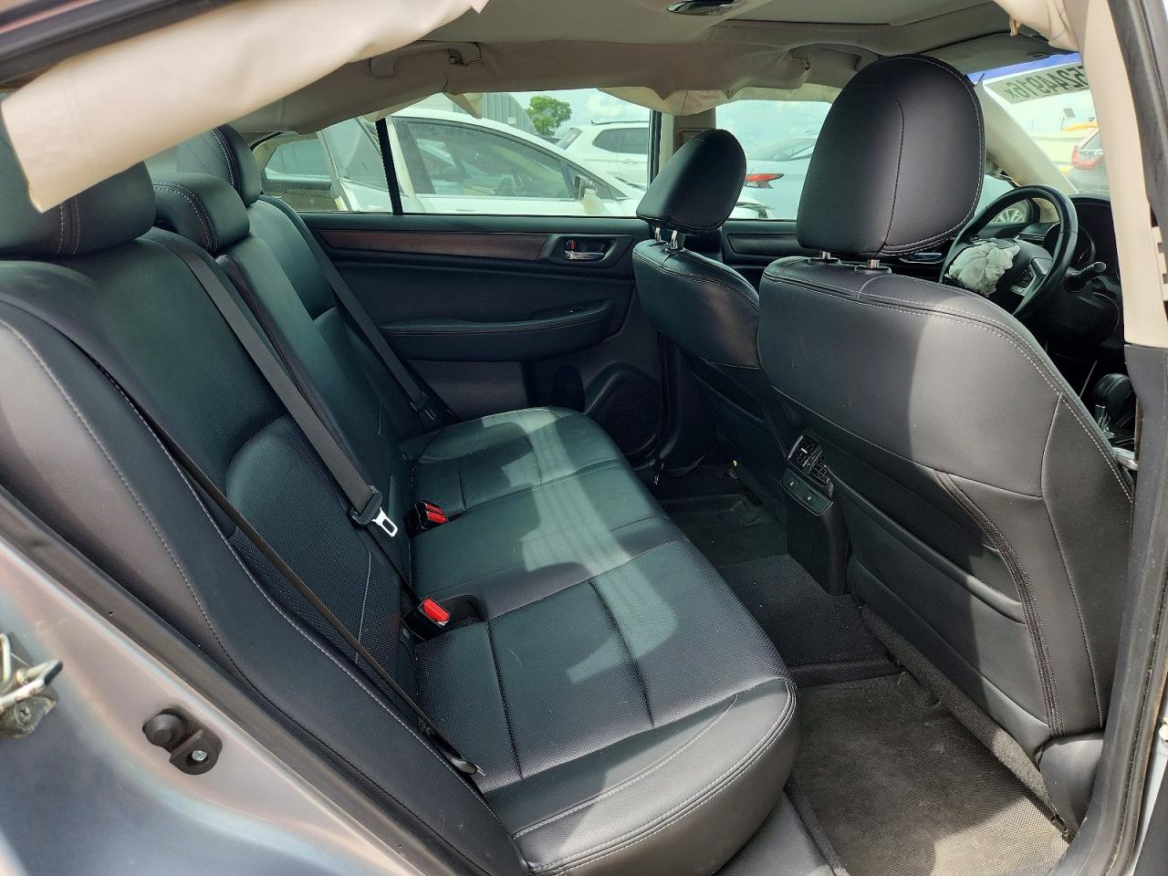 Subaru Legacy 3.6r Limited