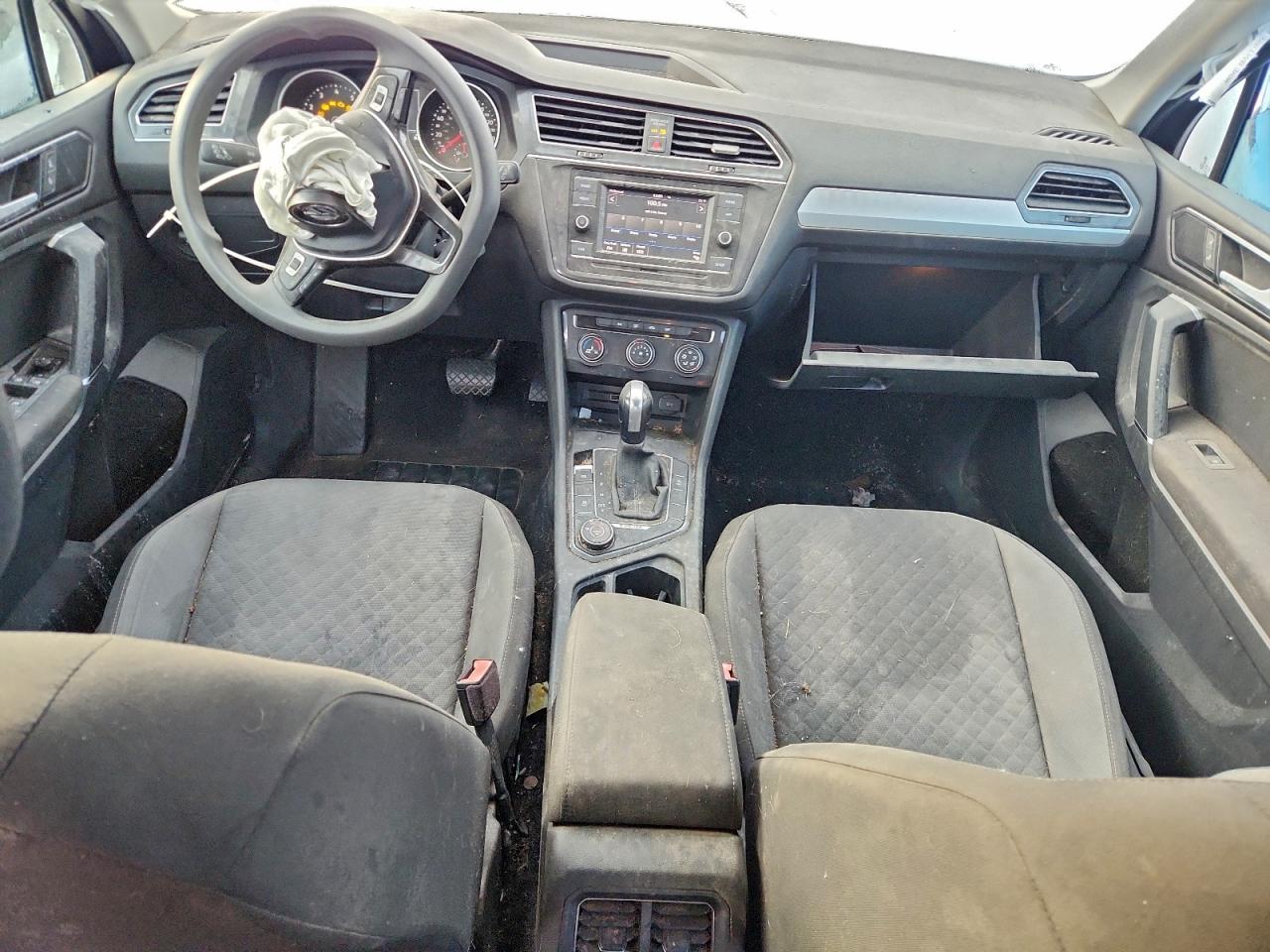 Volkswagen Tiguan S