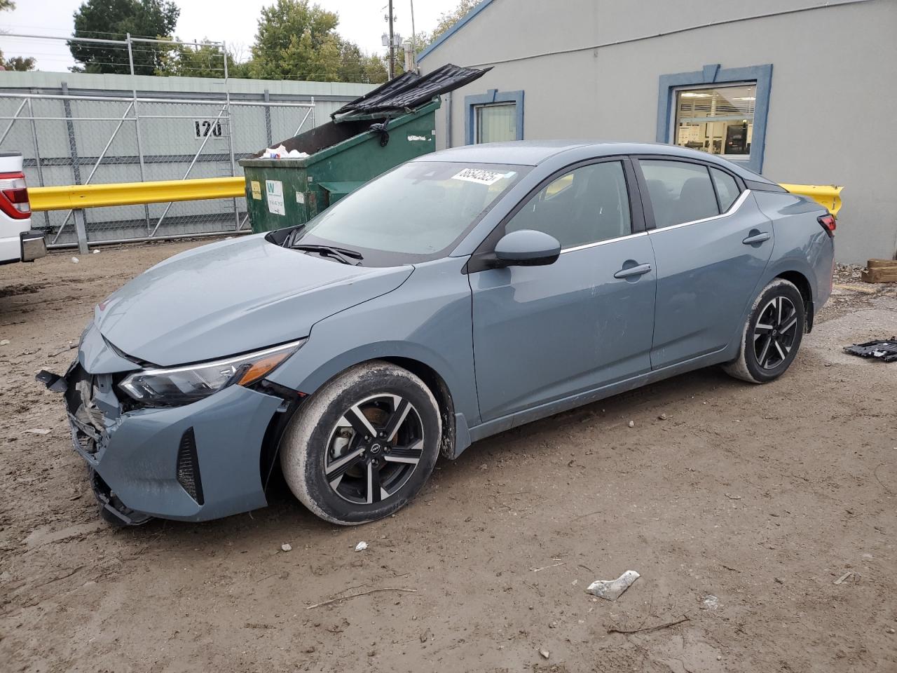 Salvage Nissan Sentra Image