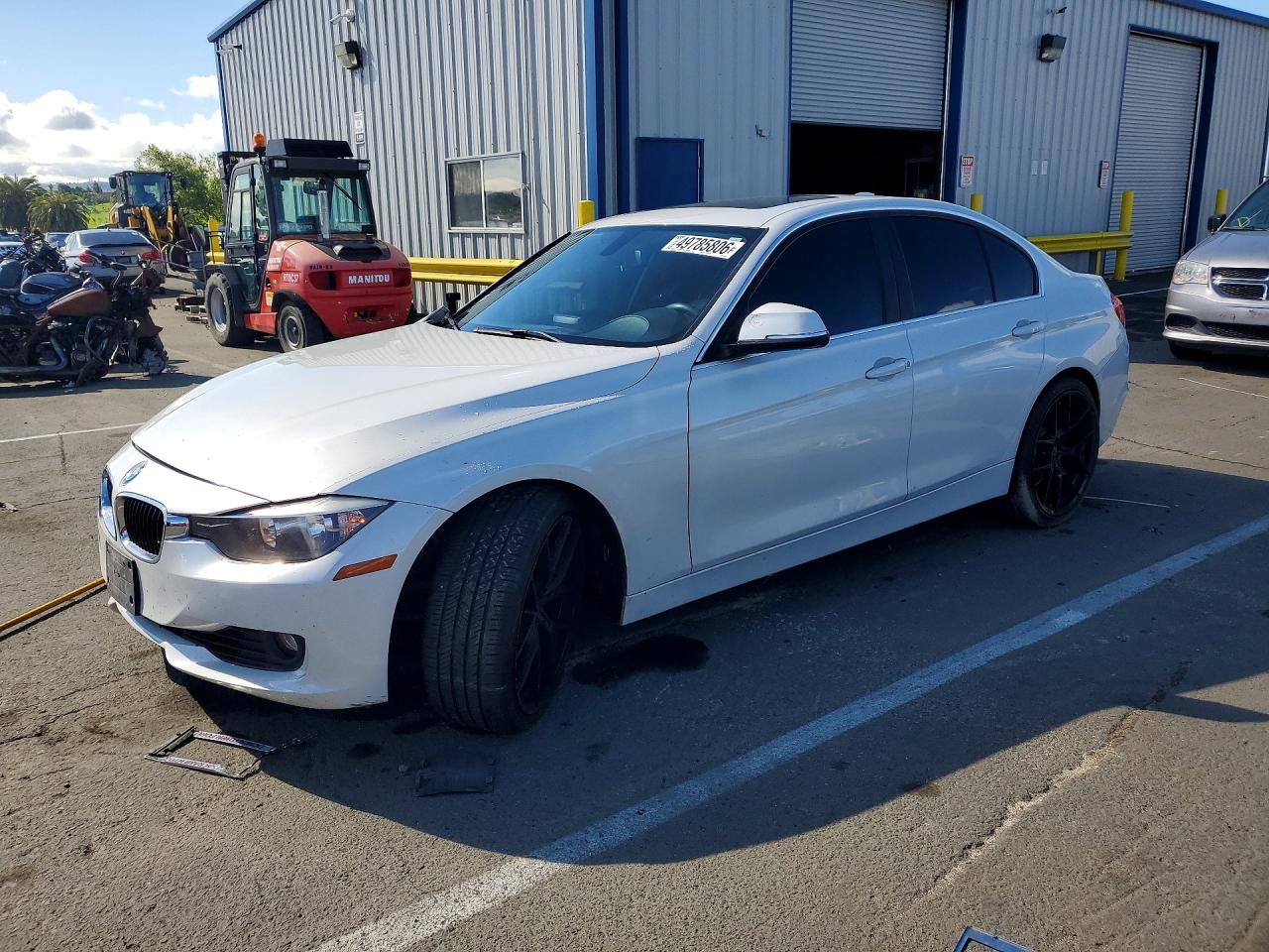 Salvage BMW 3 Series Image