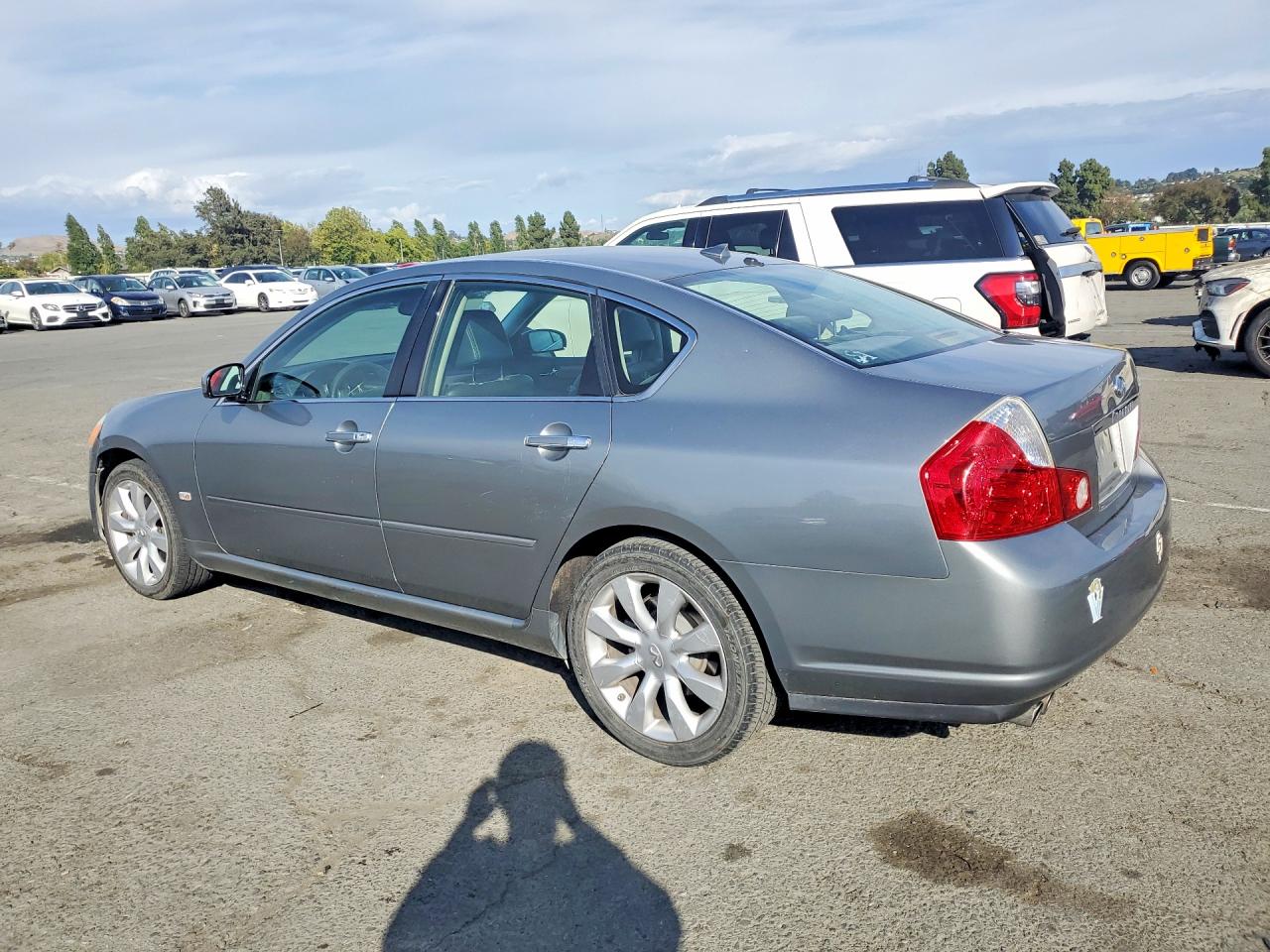 INFINITI M35 Base