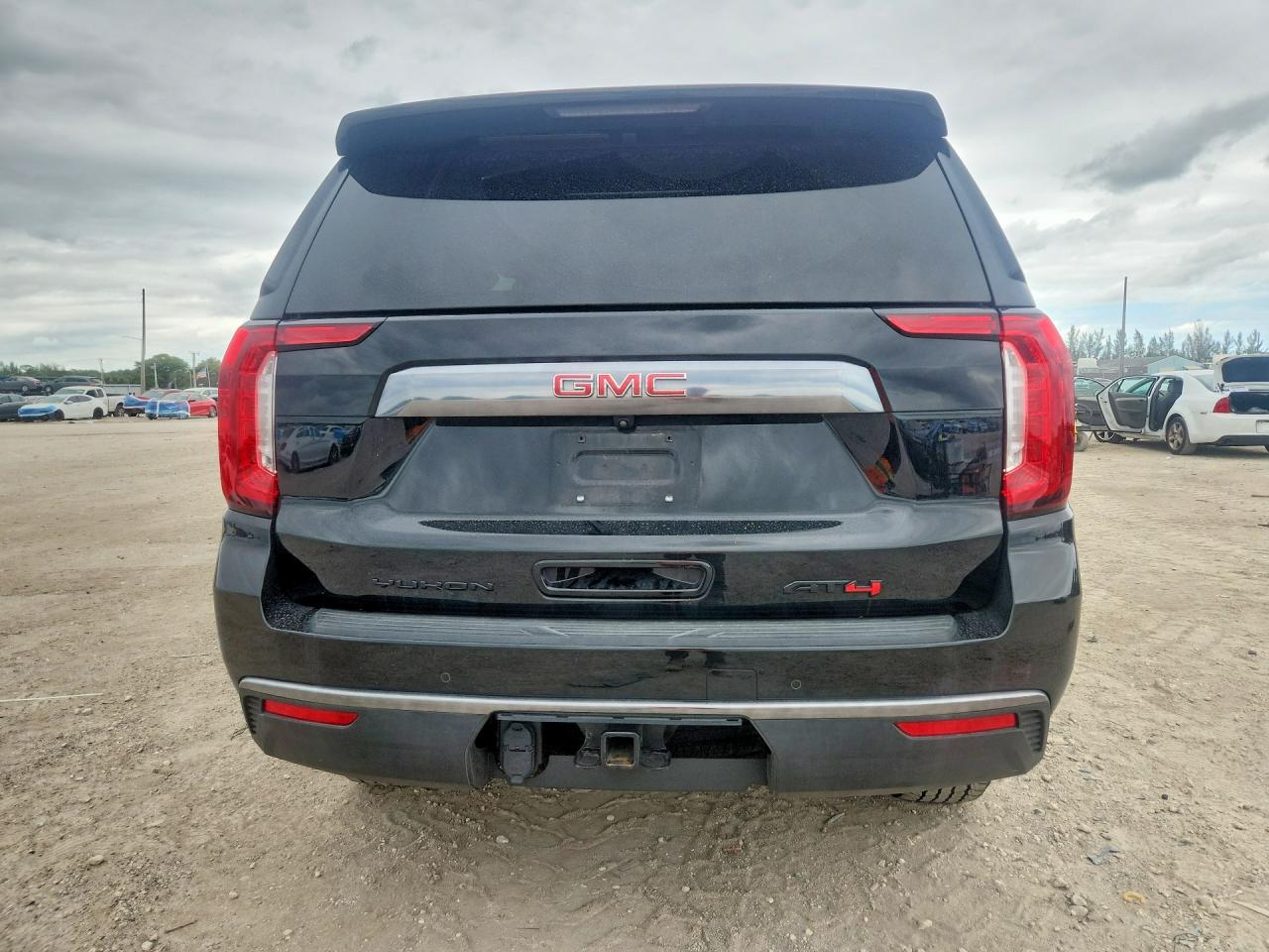 GMC Yukon At4