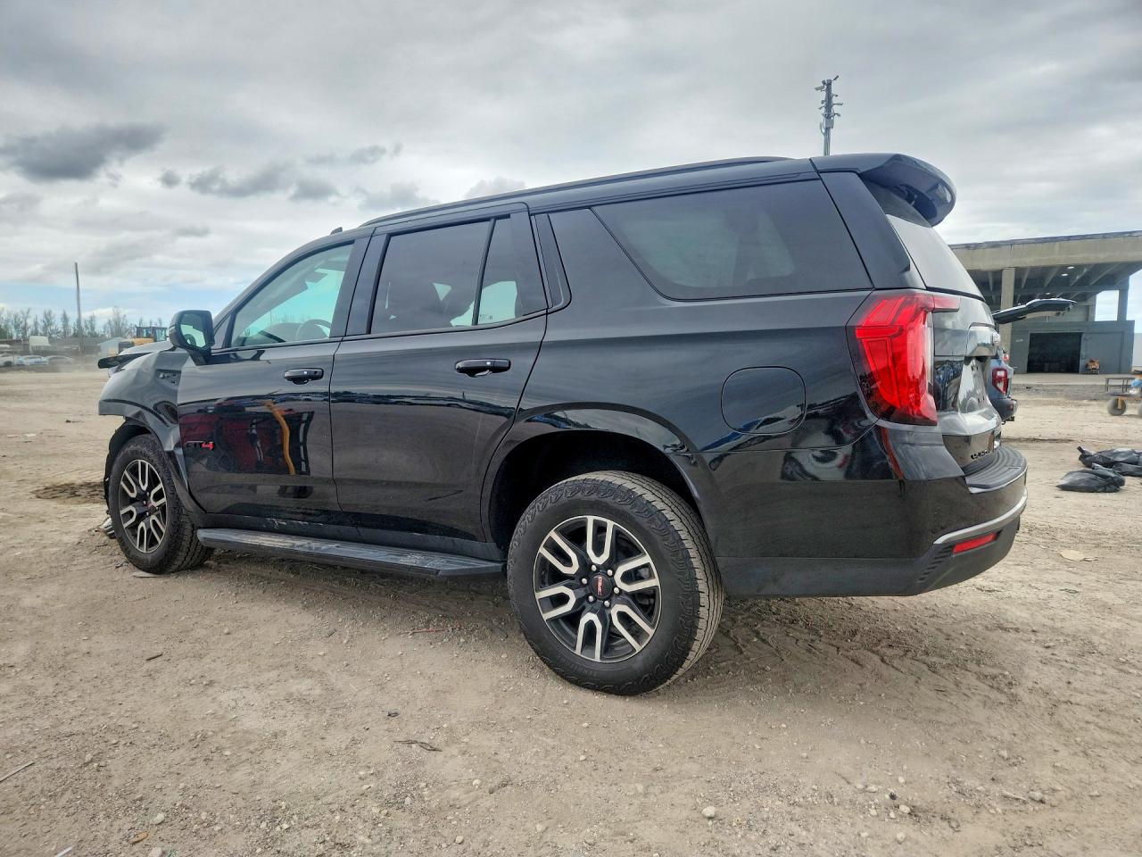 GMC Yukon At4