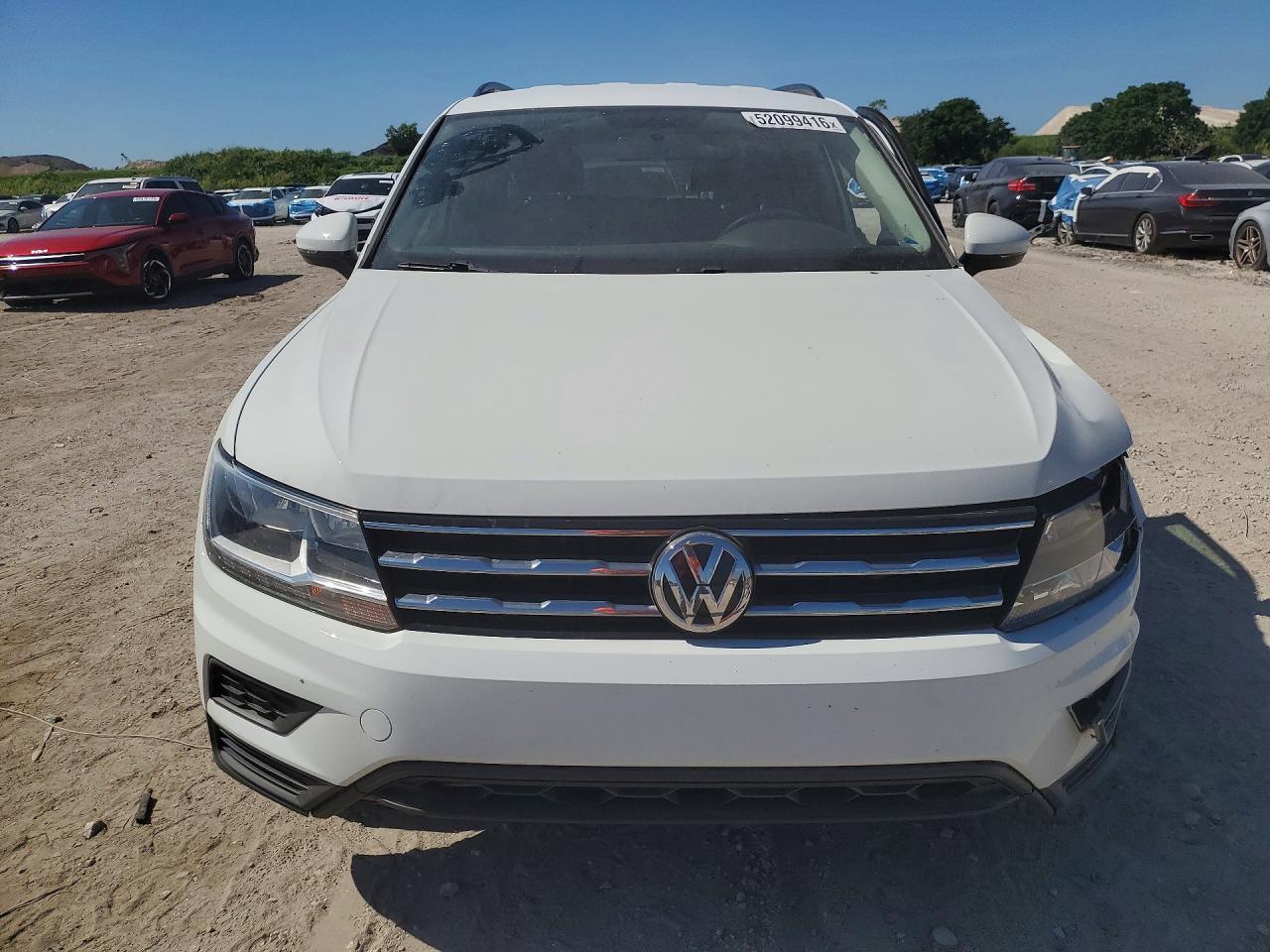 Volkswagen Tiguan S