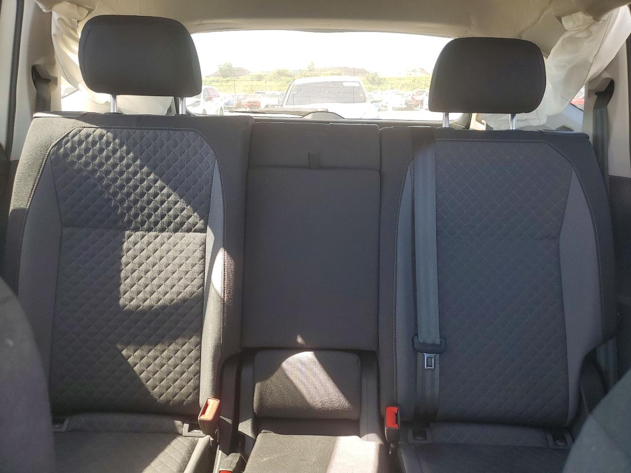 Volkswagen Tiguan S