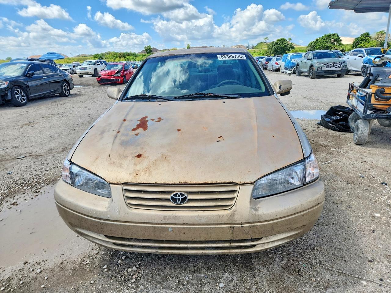 Toyota Camry Le
