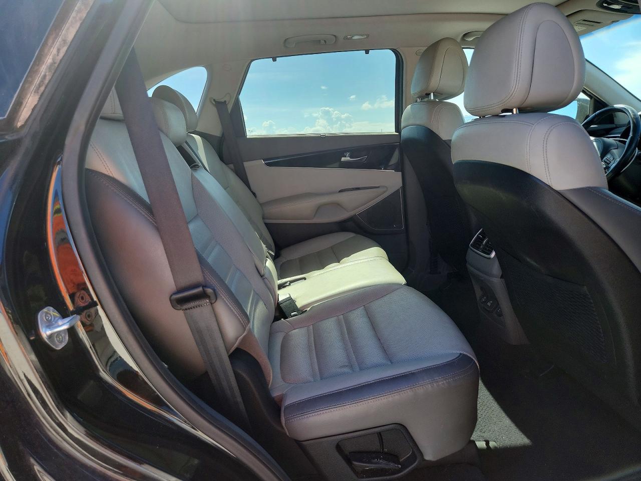 Kia Sorento Sx V6