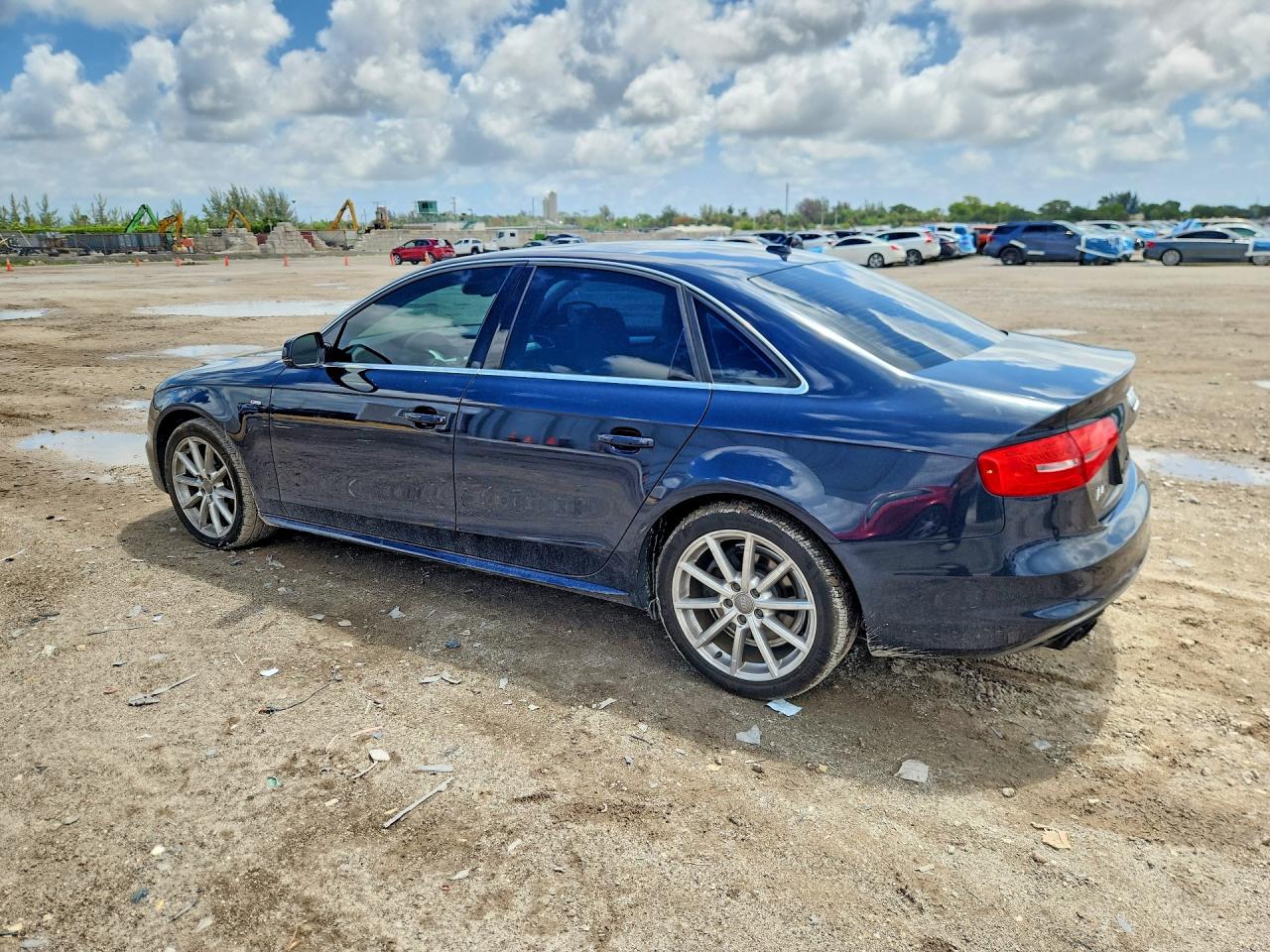Audi A4 Premium Plus S-line