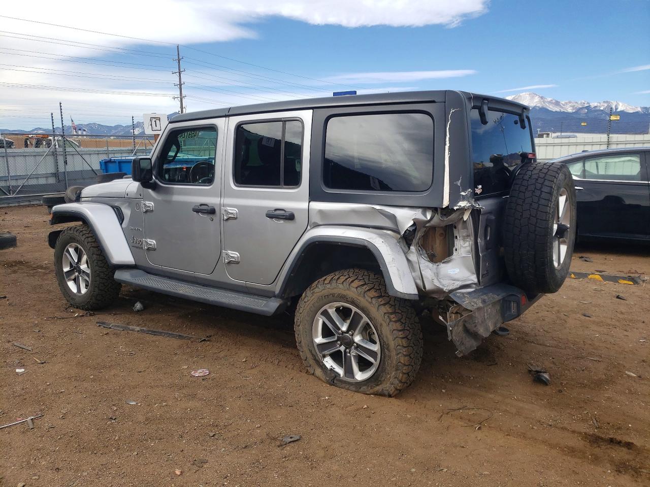 Jeep Wrangler Sahara
