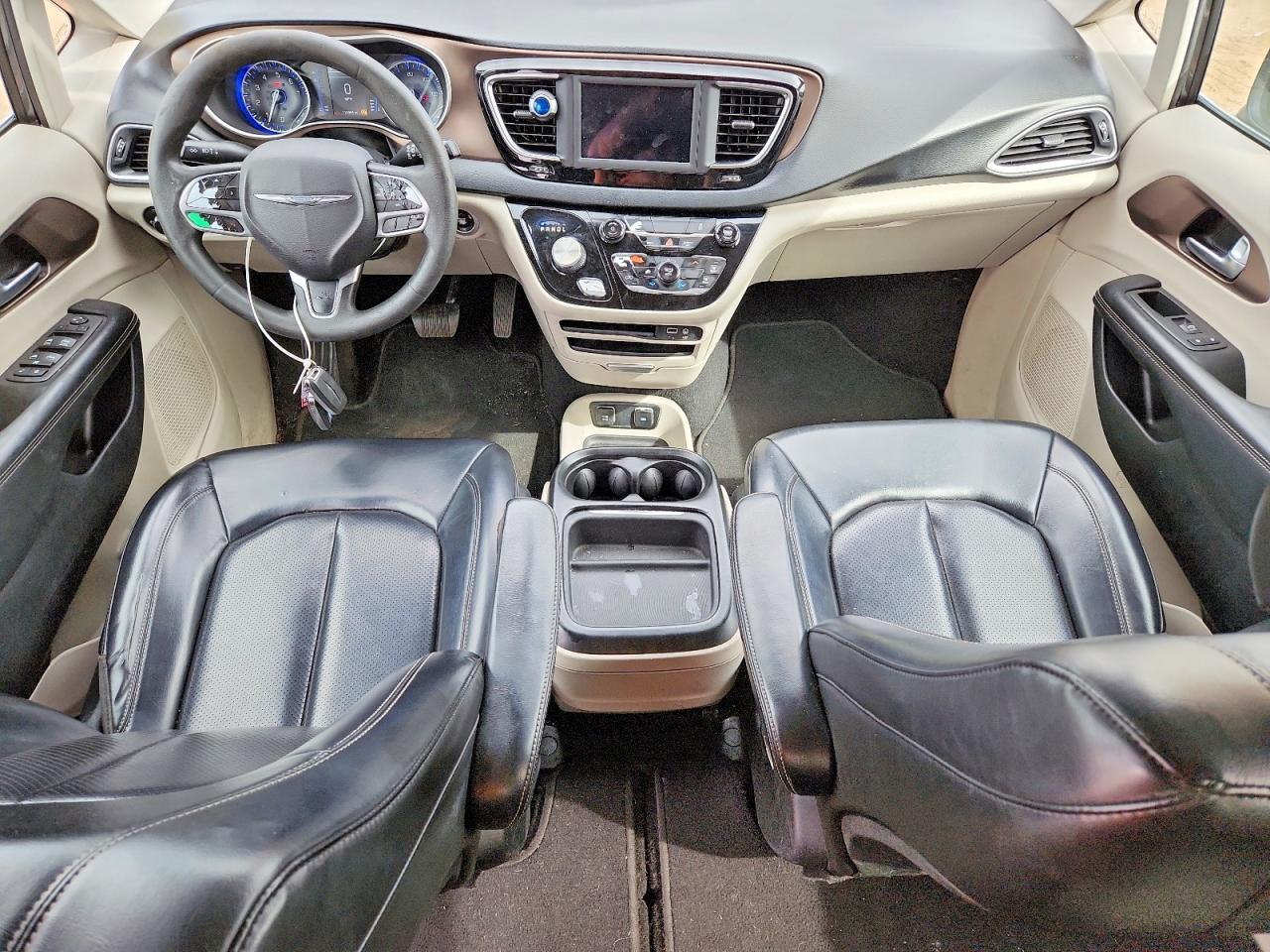 Chrysler Minivan Lxi
