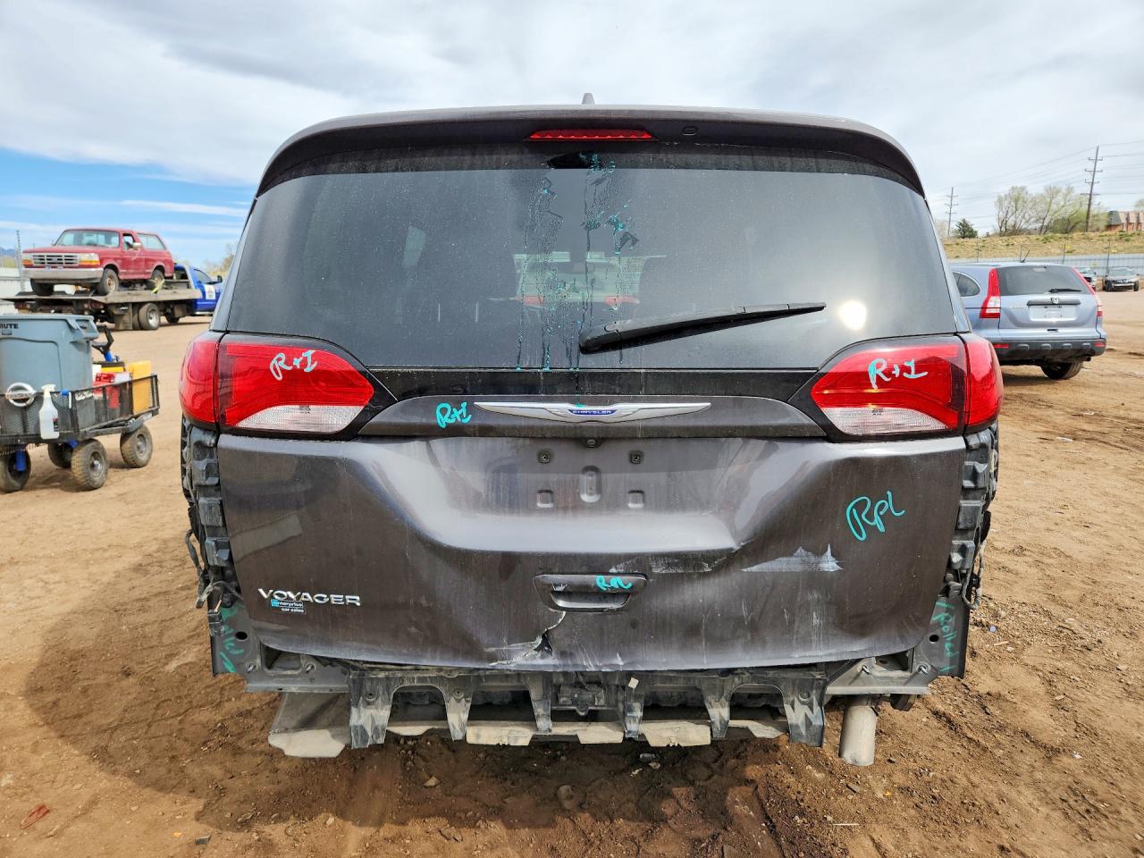 Chrysler Minivan Lxi