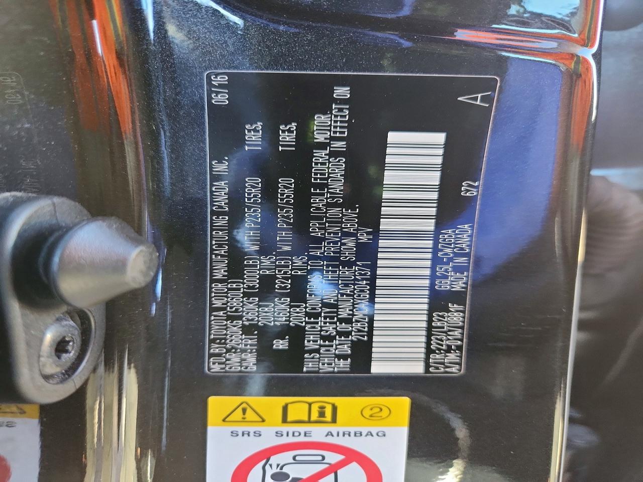 Lexus RX Base