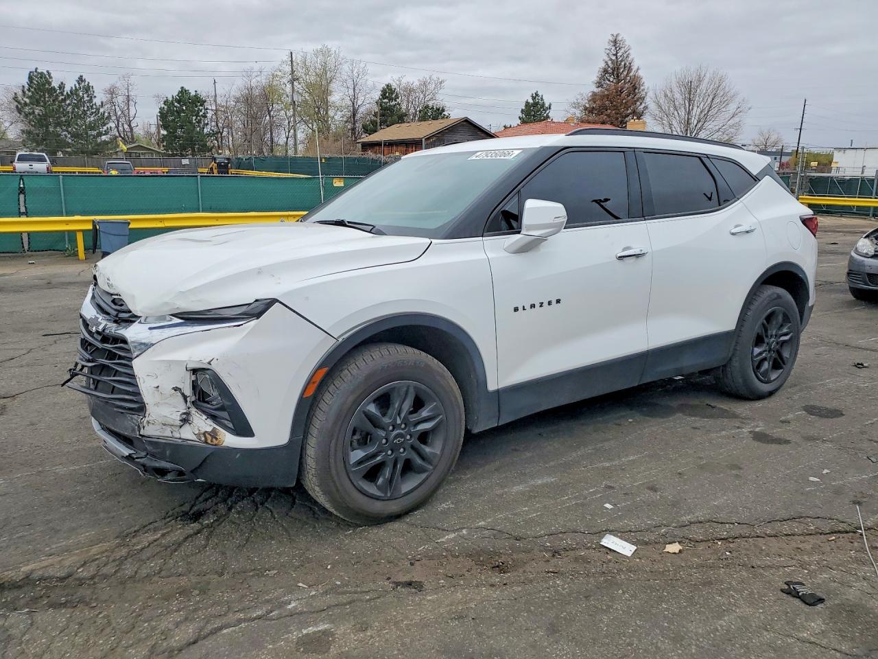 Salvage Chevrolet Blazer Image