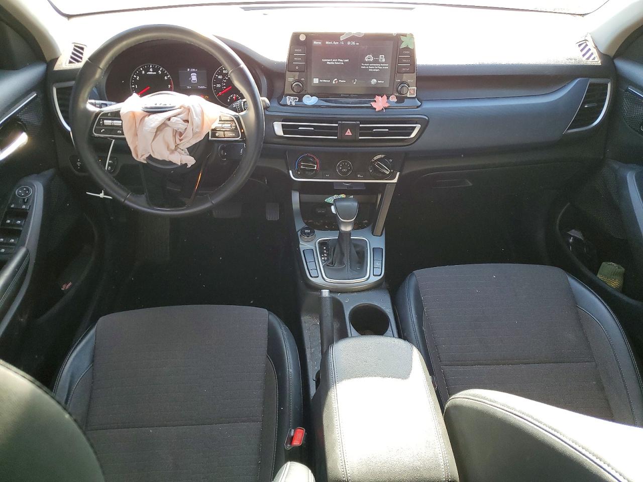Kia Seltos S