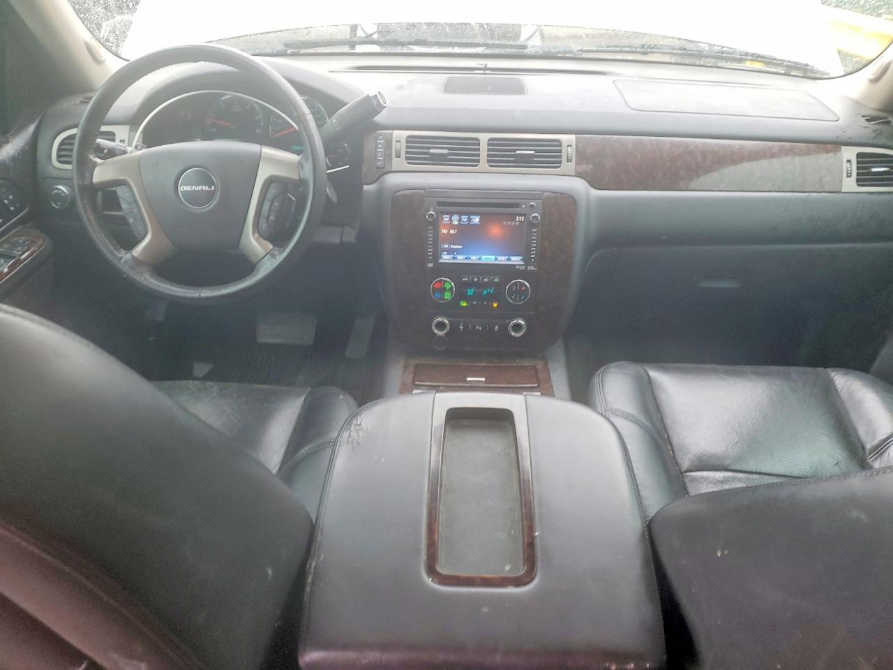 GMC Yukon Denali