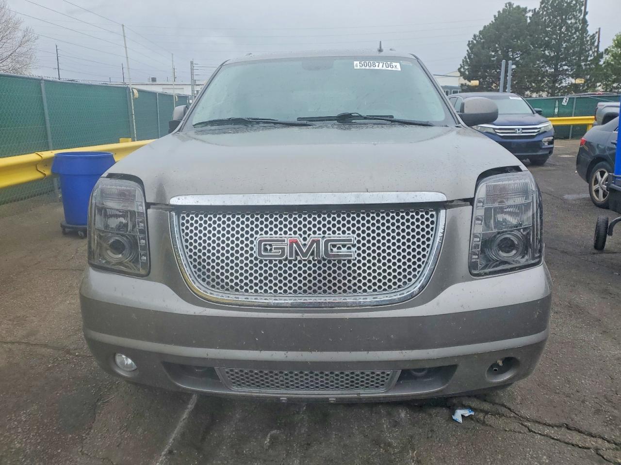GMC Yukon Denali