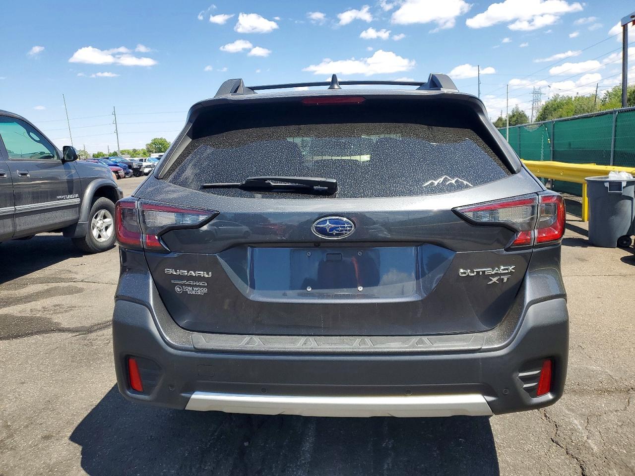 Subaru Outback Limited Xt