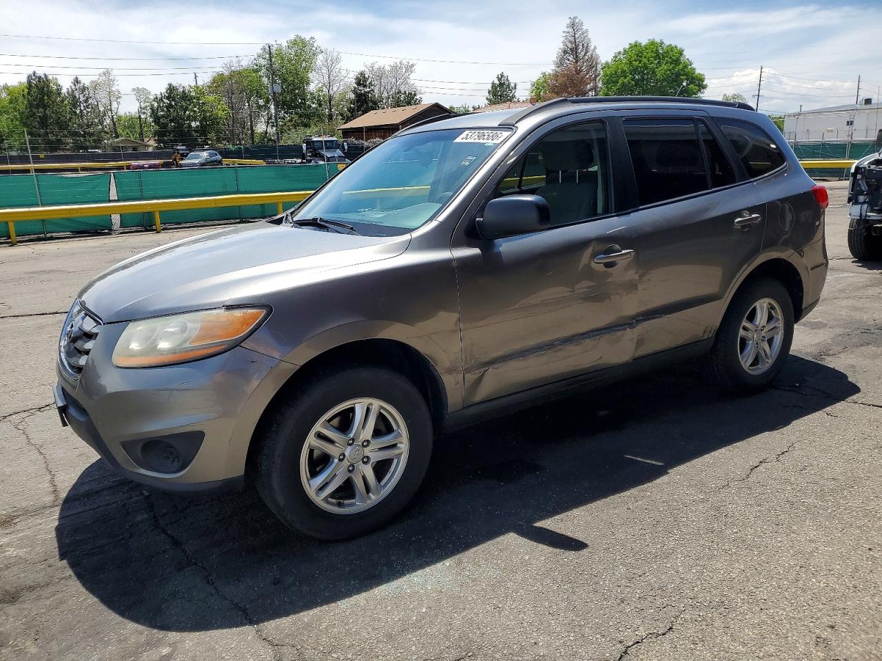 Salvage Hyundai SANTA FE Image