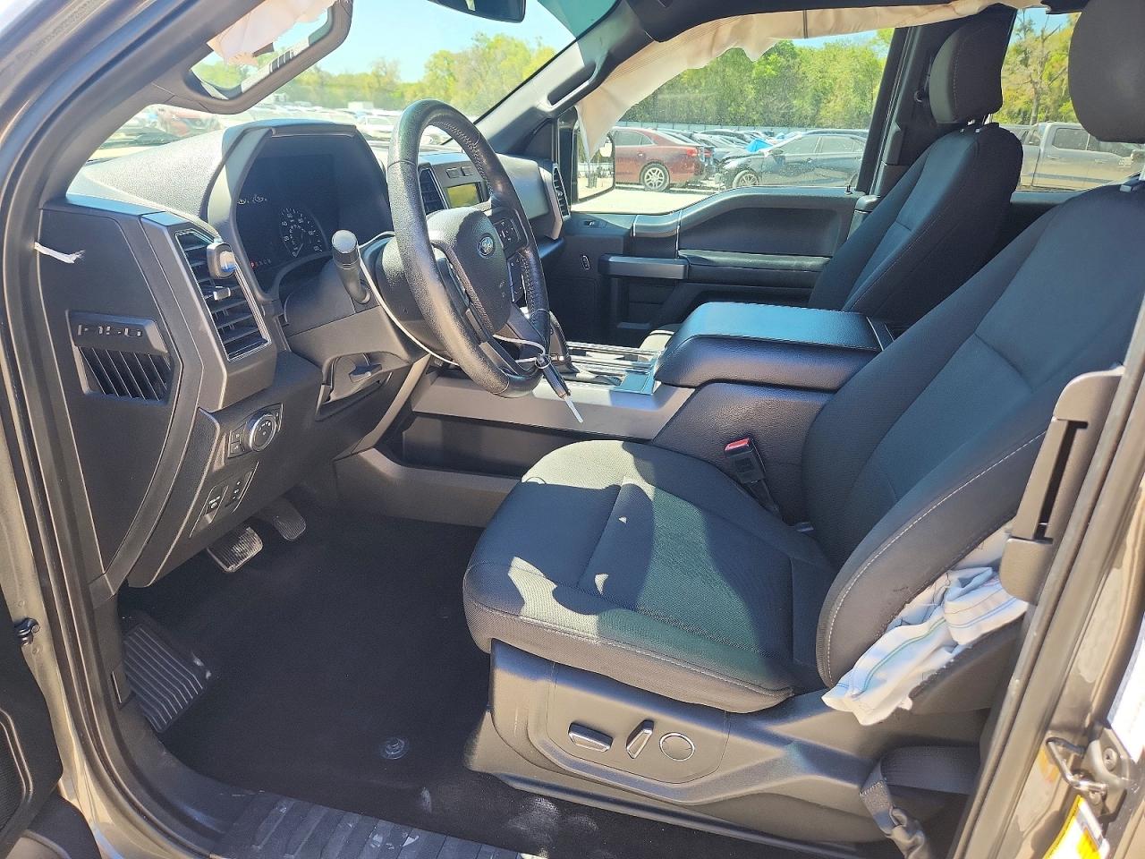 Ford F-150 Super Cab