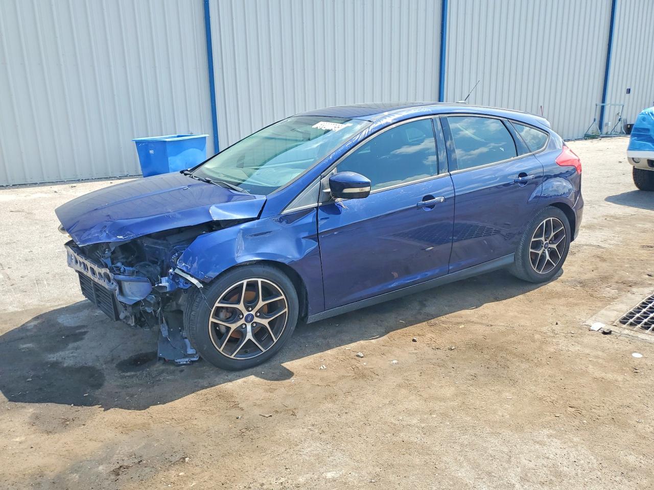 Salvage Ford Focus Image
